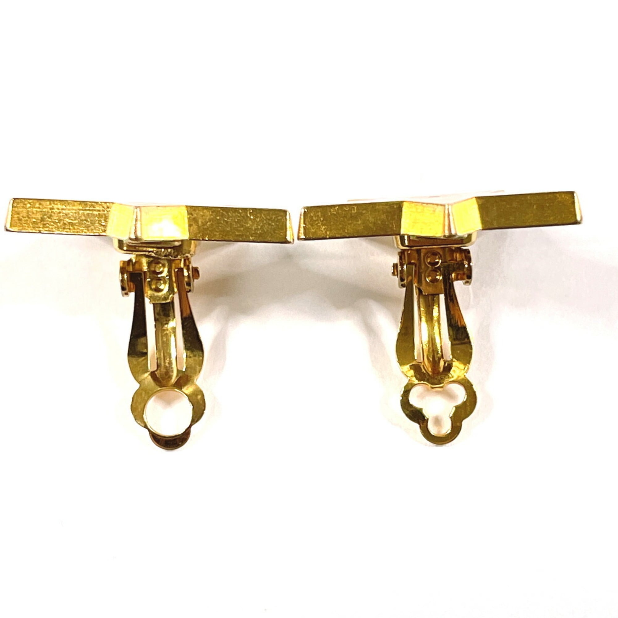 CC Logo Star Clip-On Earrings Metal Gold-Tone Metal