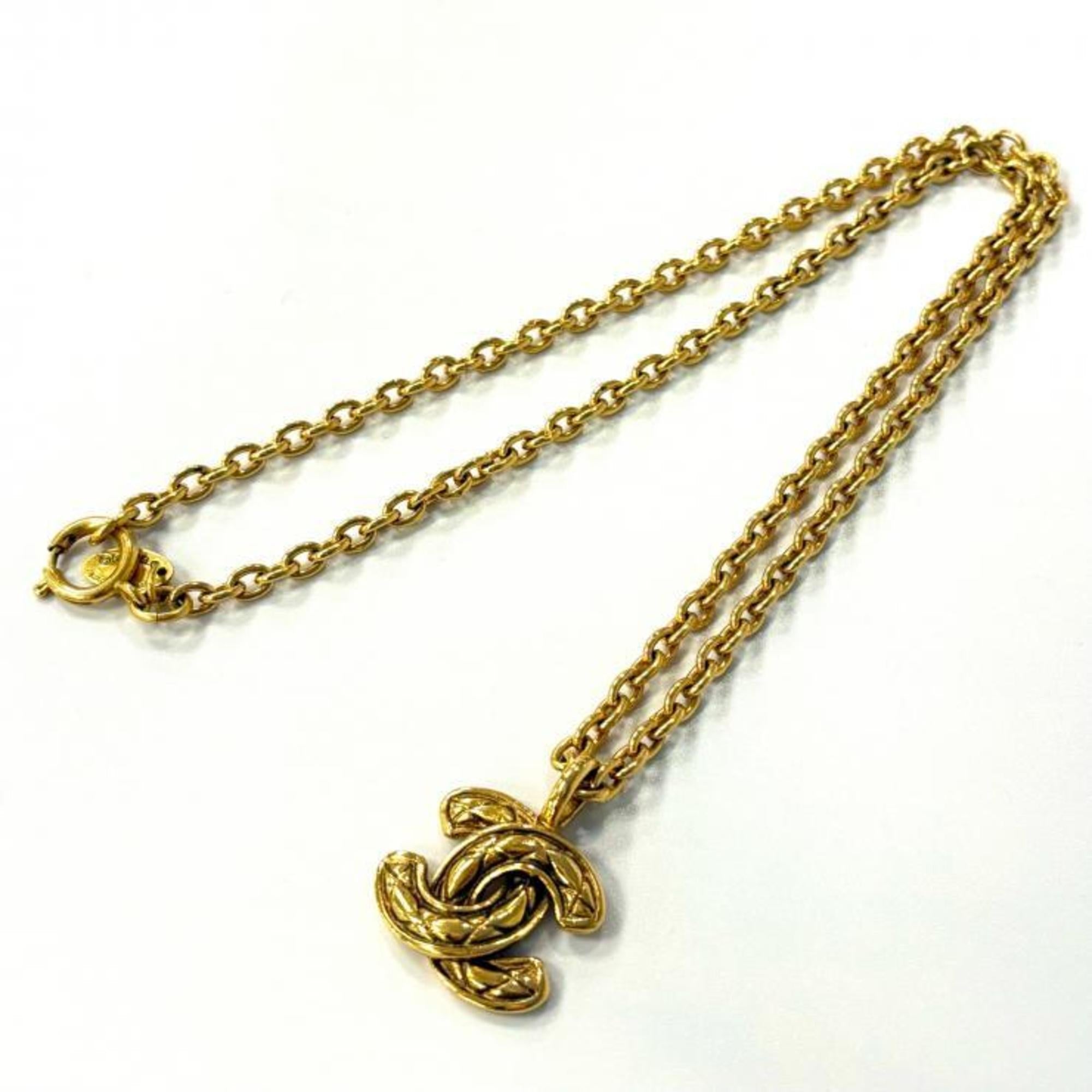 CC Logo Pendant Necklace Metal