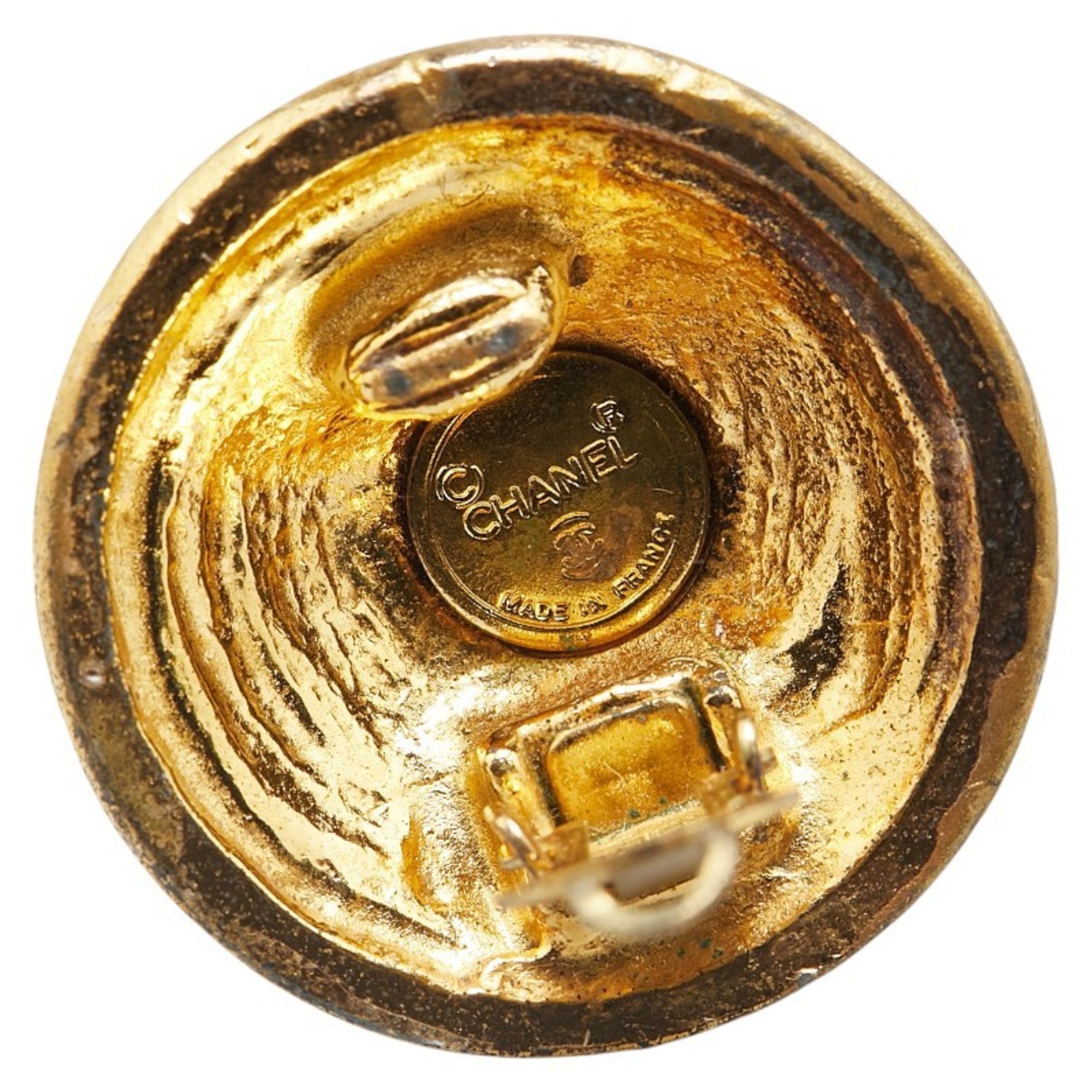 CC Logo Round Clip-On Earrings Metal Gold-Tone Metal