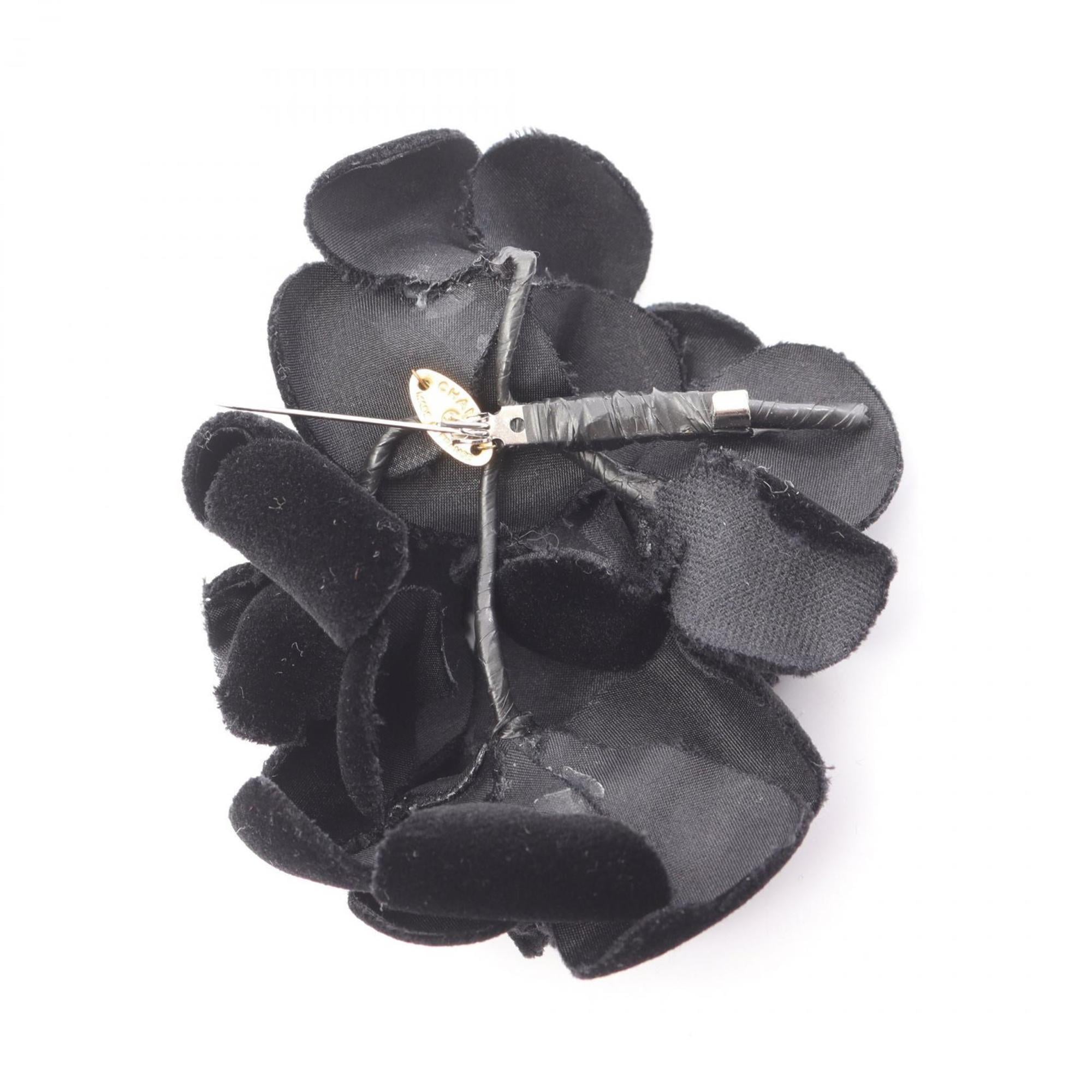 Camellia Brooch Fabric Black