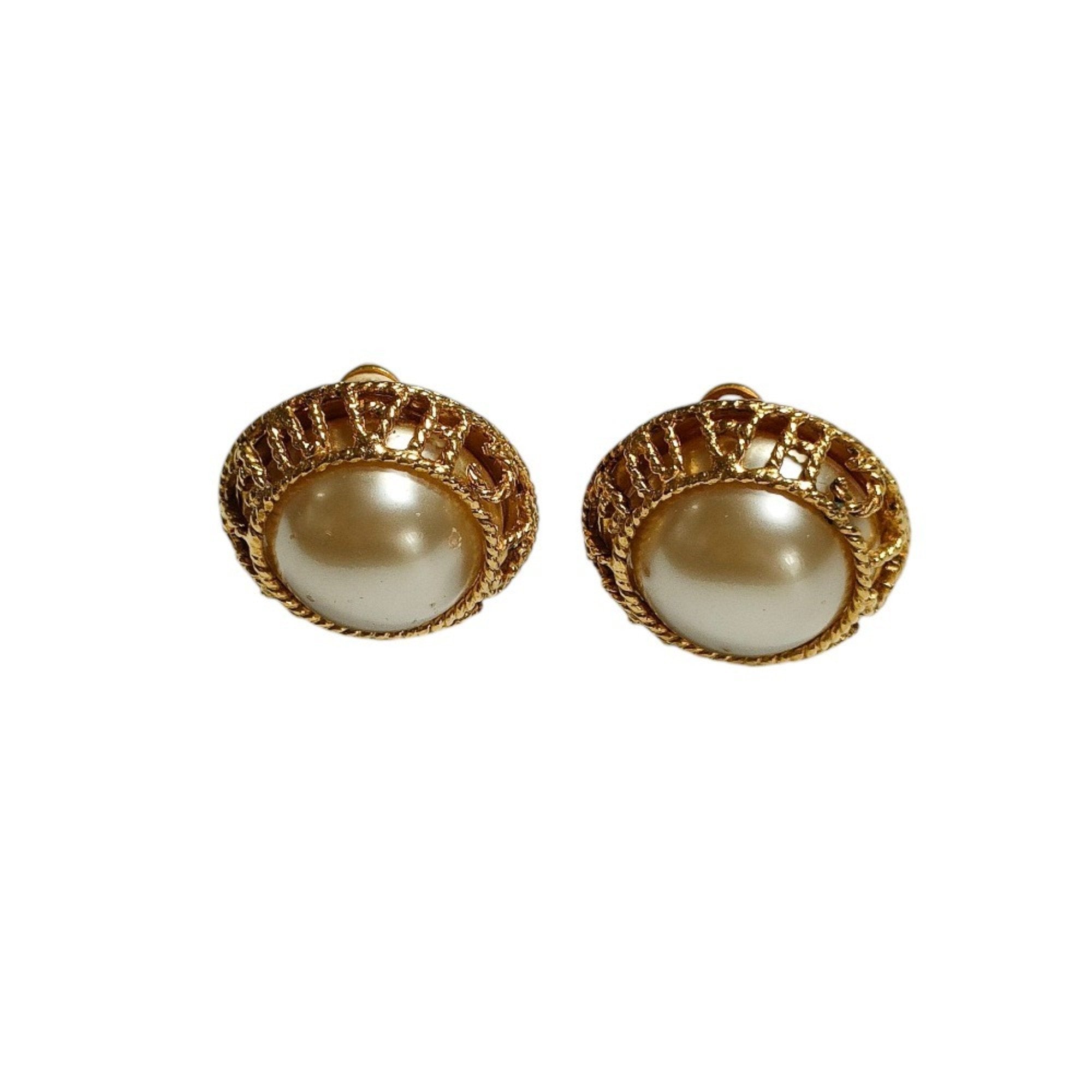 Vintage Earrings Pearl Gold-Tone Metal