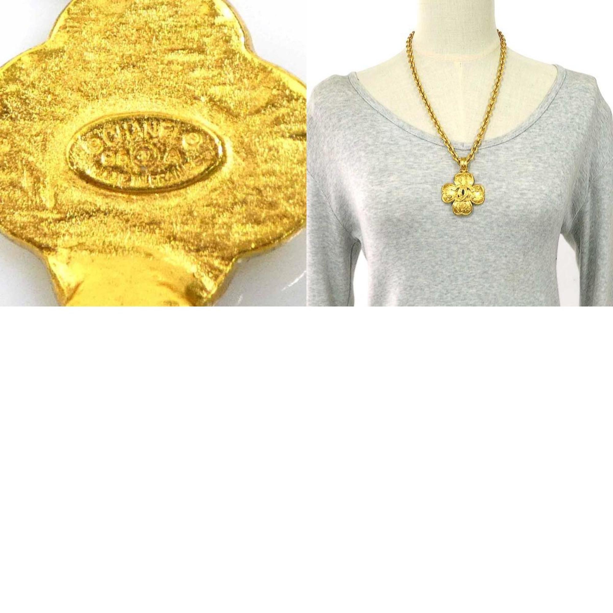 CC Logo Pendant Necklace Gold-Tone Metal