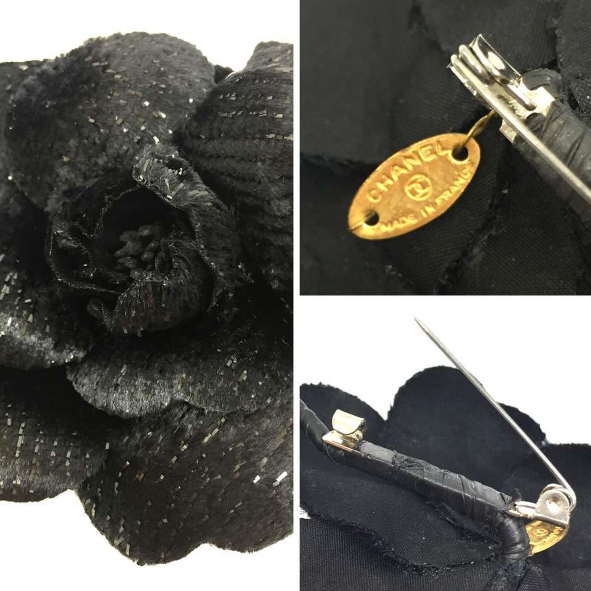 Camellia Brooch Leather Black Velvet
