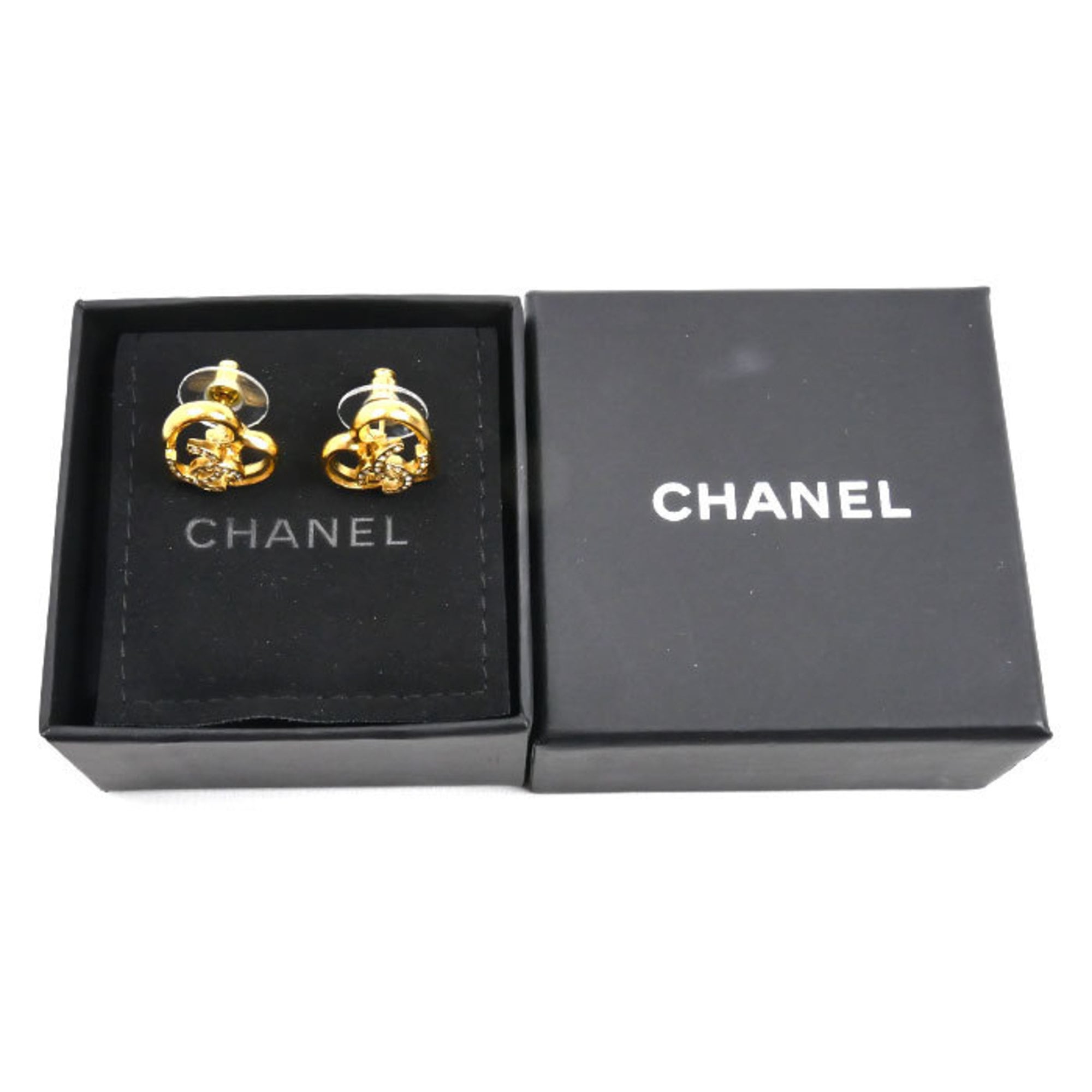 CC Logo Heart Earrings Metal
