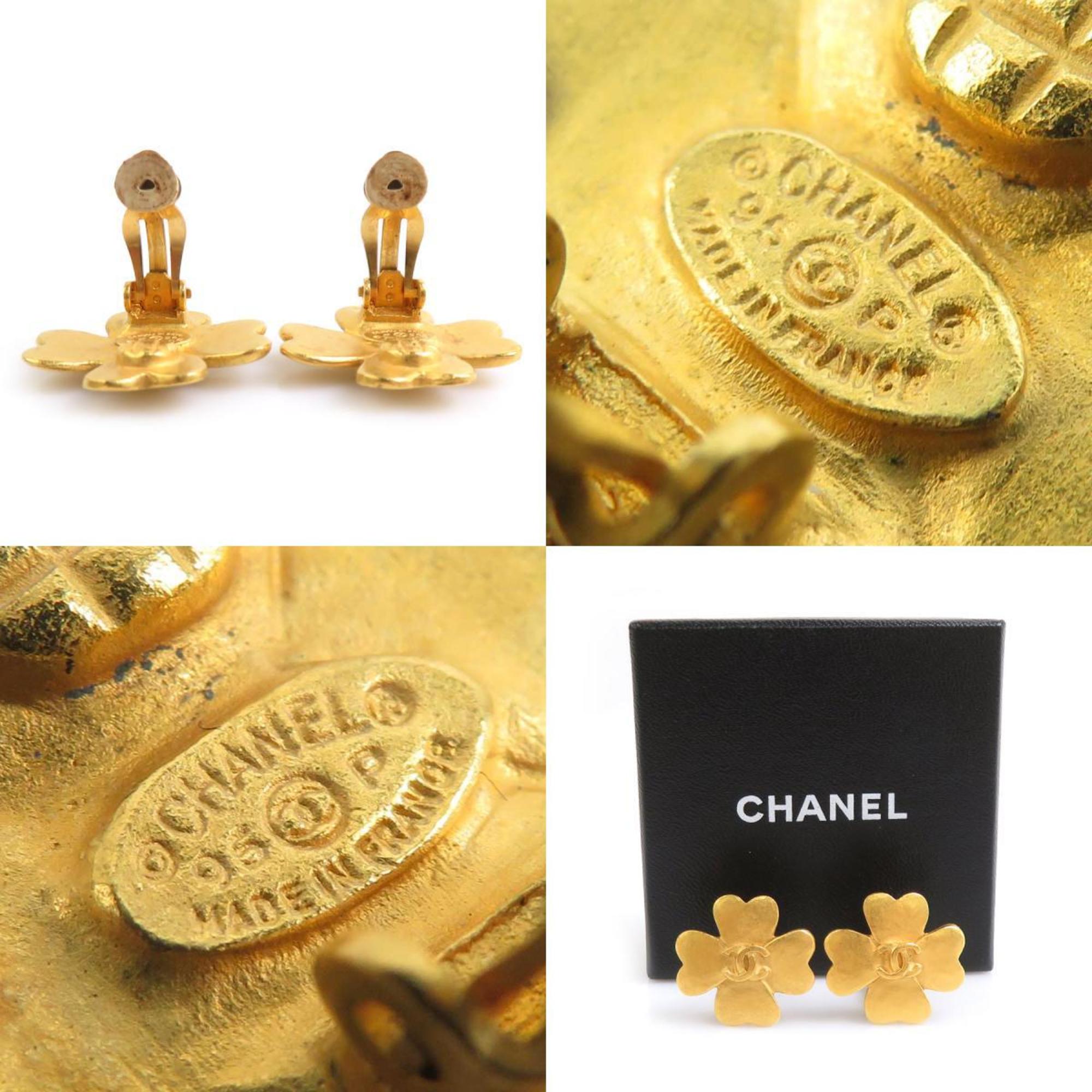 CC Logo Clip-On Earrings Gold-Tone Metal Gold-Tone Metal