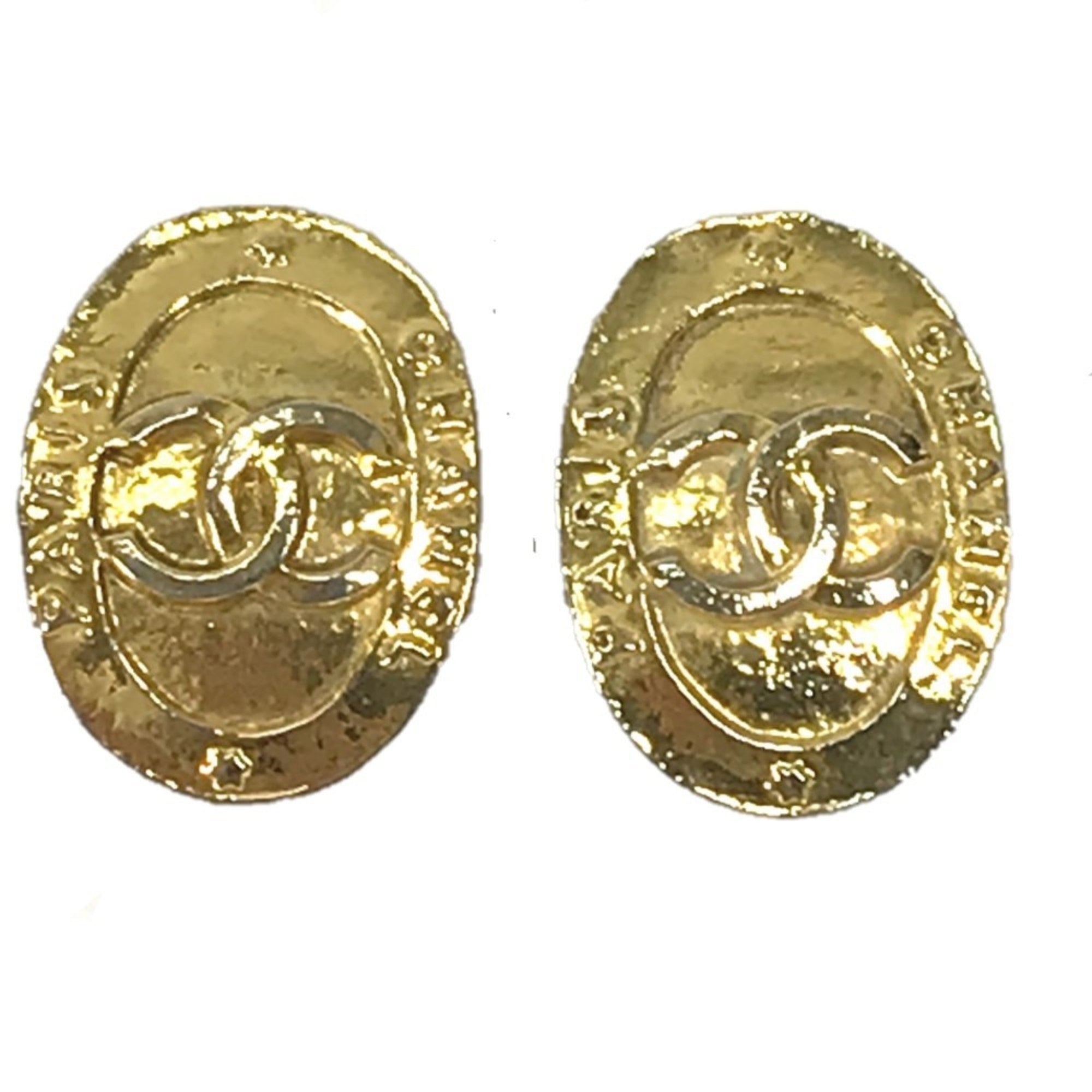 Vintage Clip-On Earrings Clip-On Gold-Tone Metal