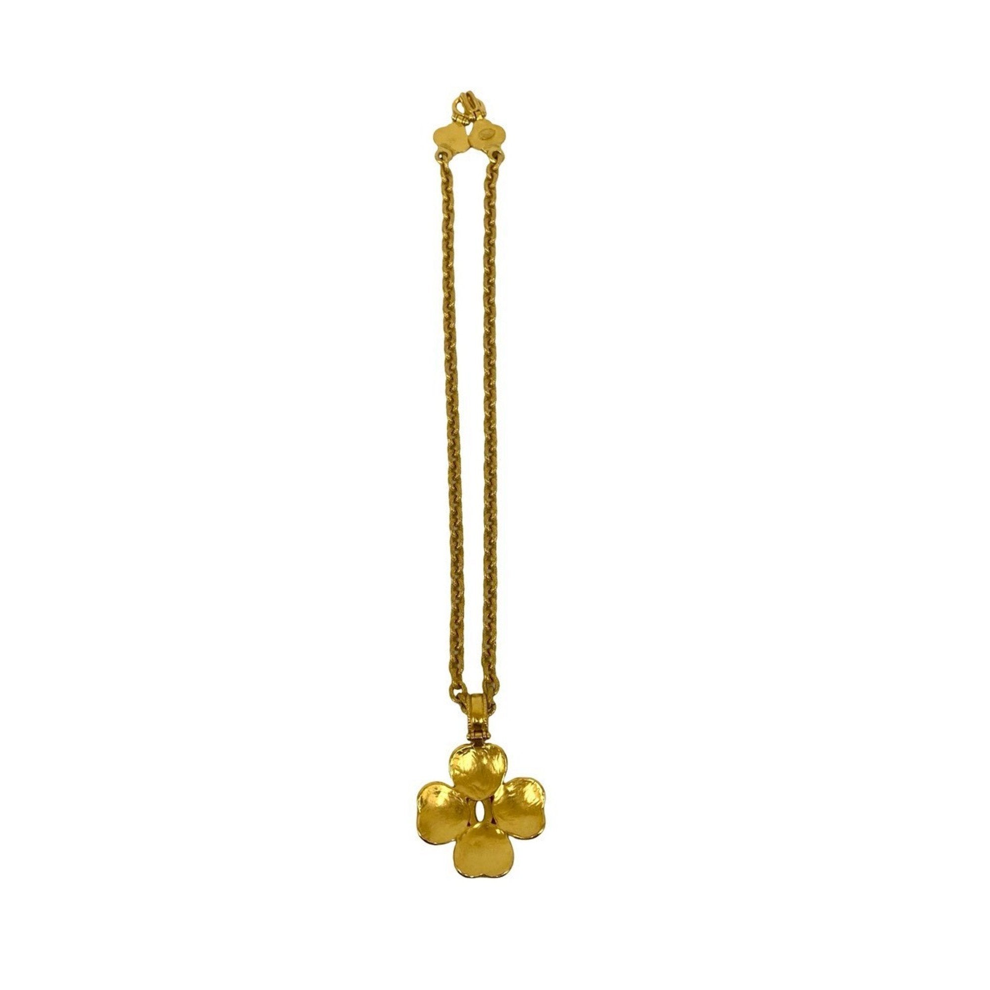 CC Logo Clover Pendant Necklace Metal