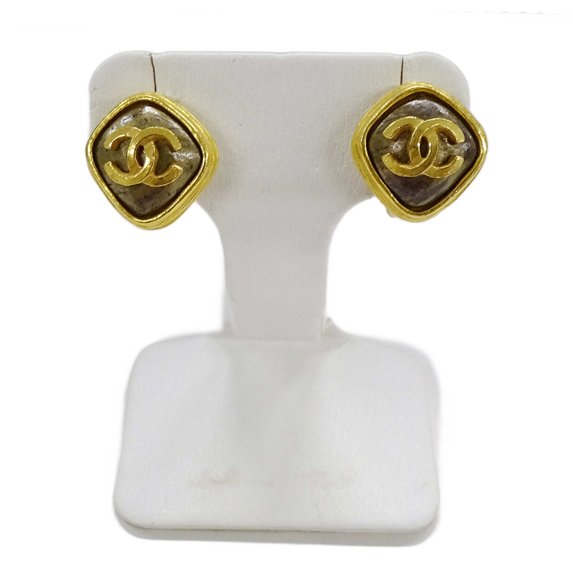 CC Logo Clip-On Earrings Metal Gold-Tone Metal