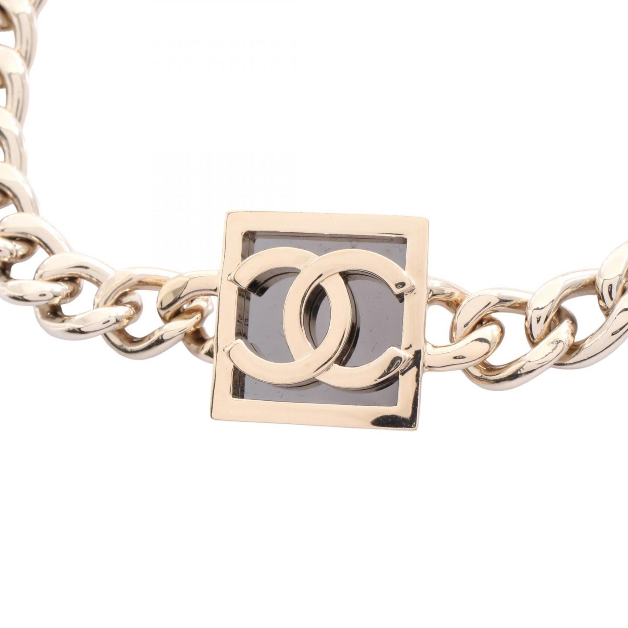CC Logo Earrings Metal