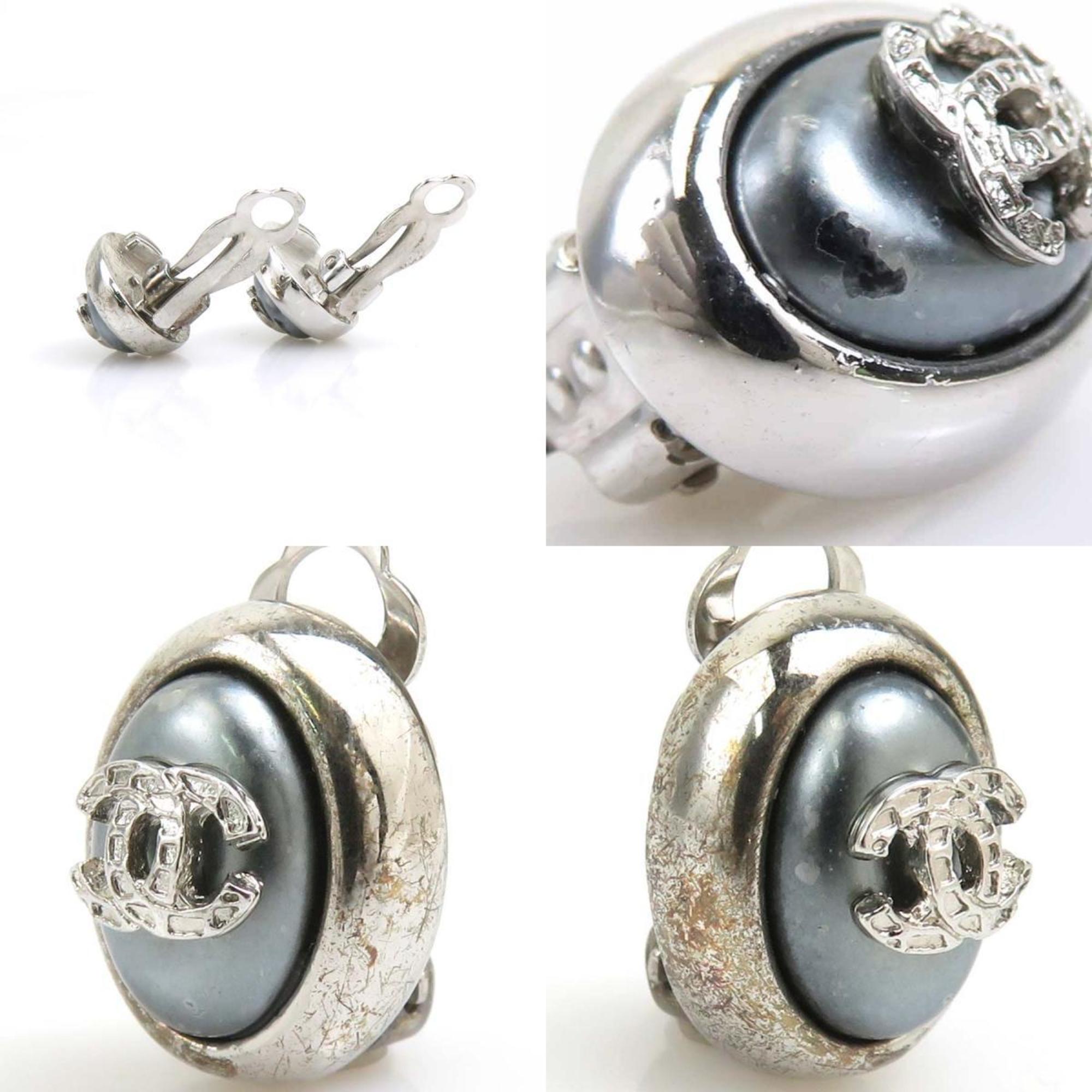 CC Logo Clip-On Earrings Silver-Tone Metal Silver-Tone Metal