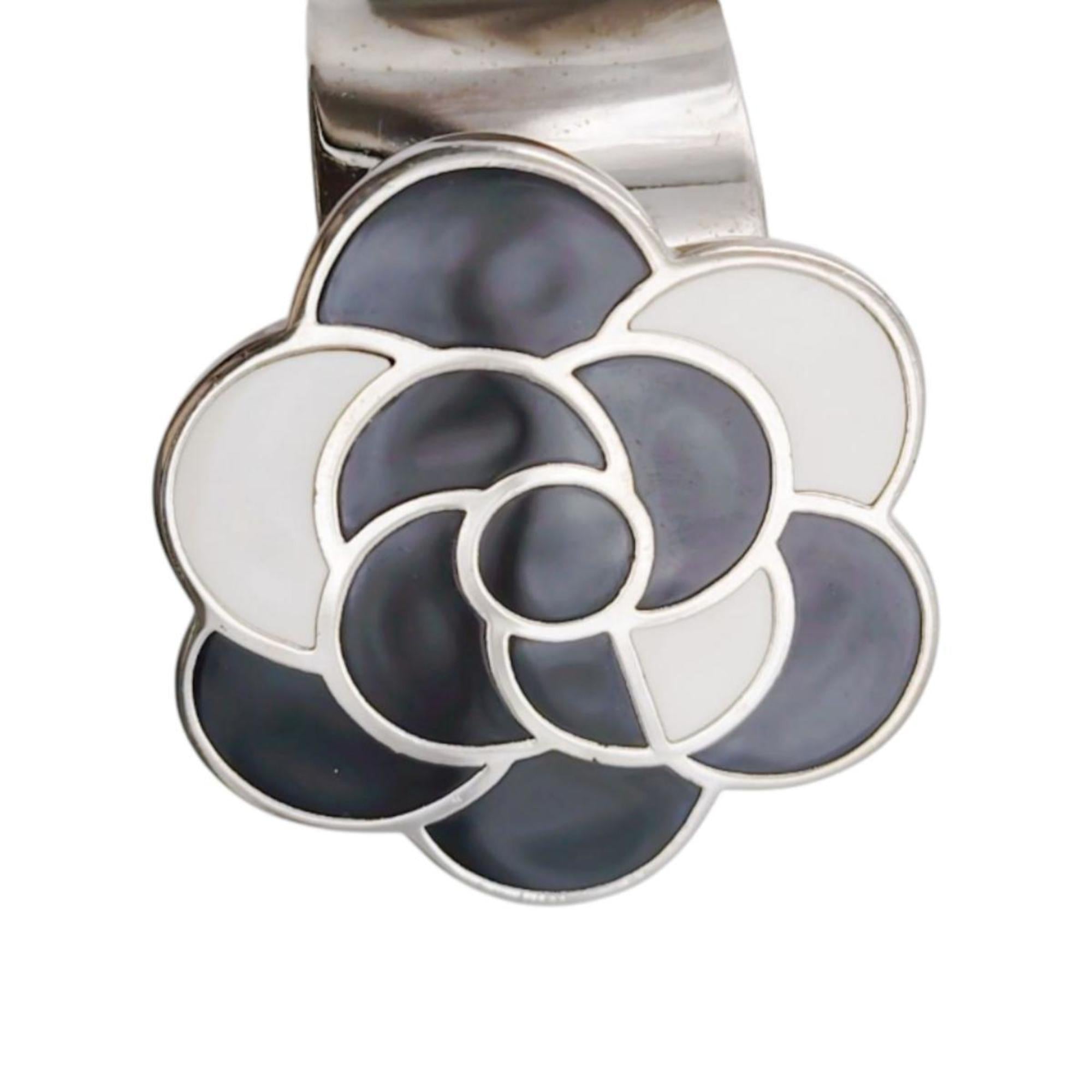 Camellia Bracelet Metal Black and White