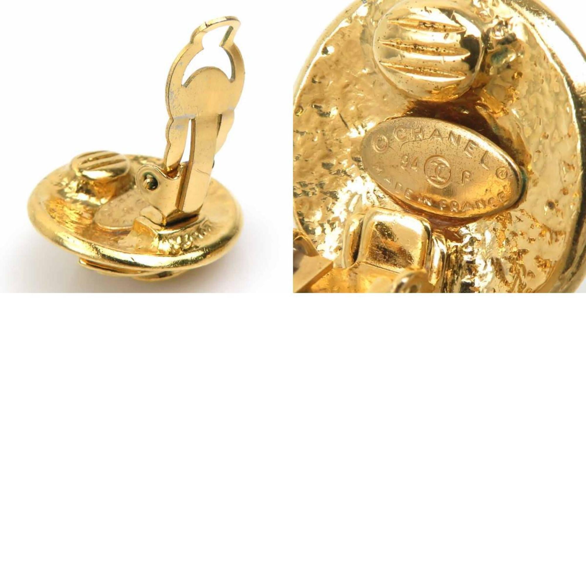 CC Logo Clip-On Earrings Gold-Tone Metal Gold-Tone Metal