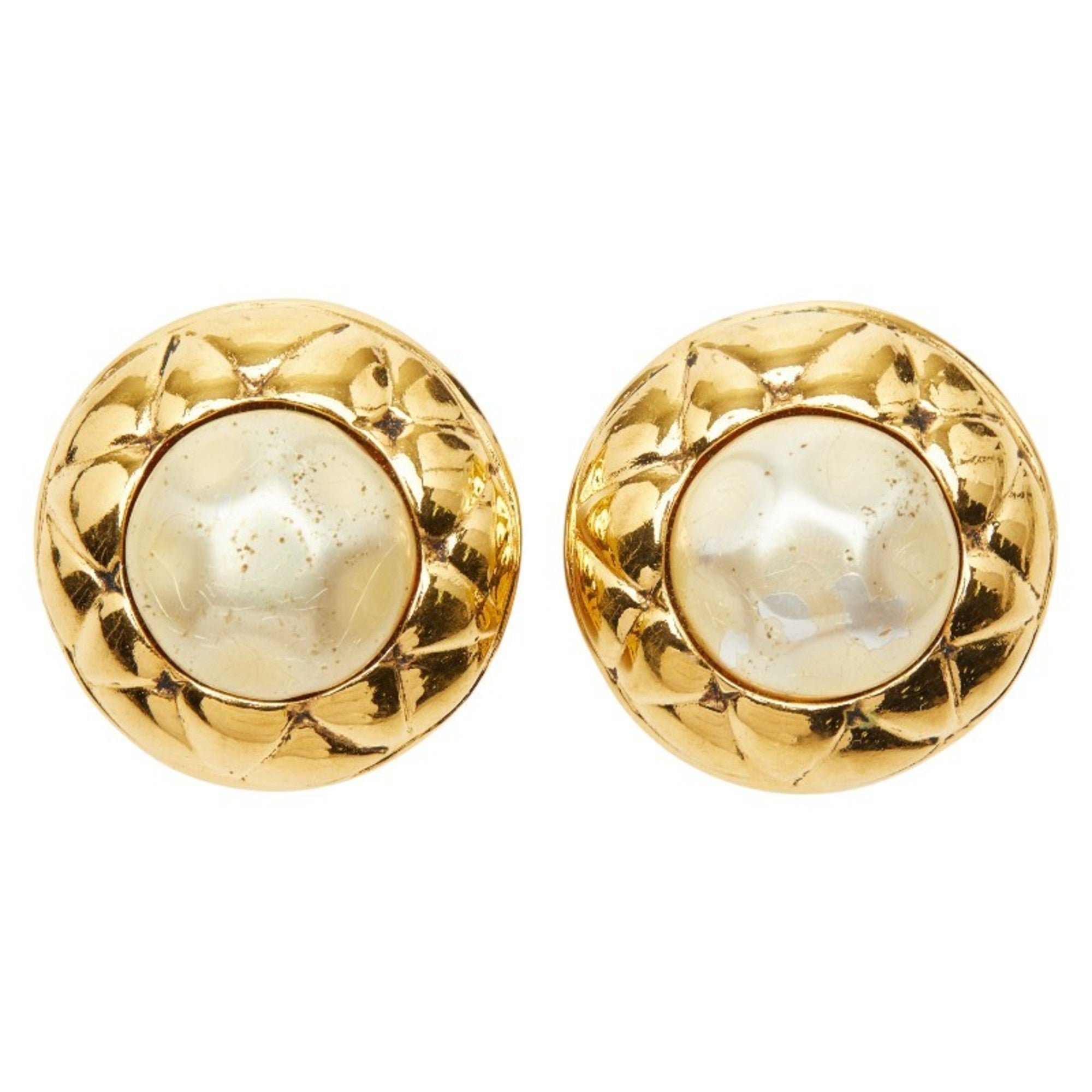 Matelasse Clip Earrings Gold with Artificial Pearl Gold-Tone Metal