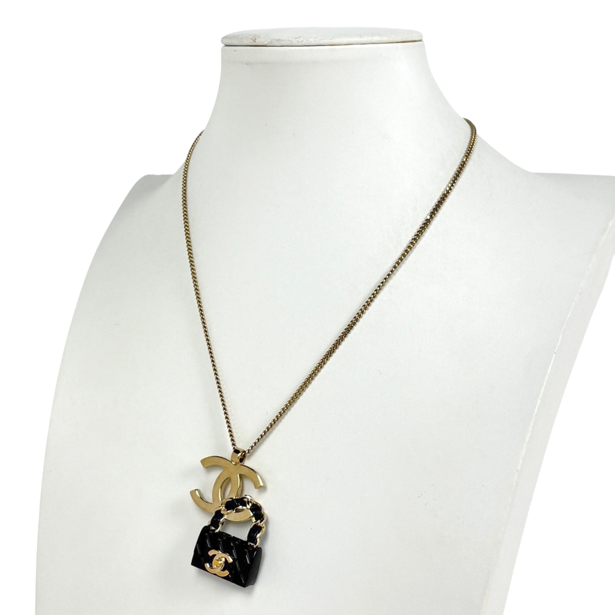 CC Logo Chain Pendant Necklace Metal