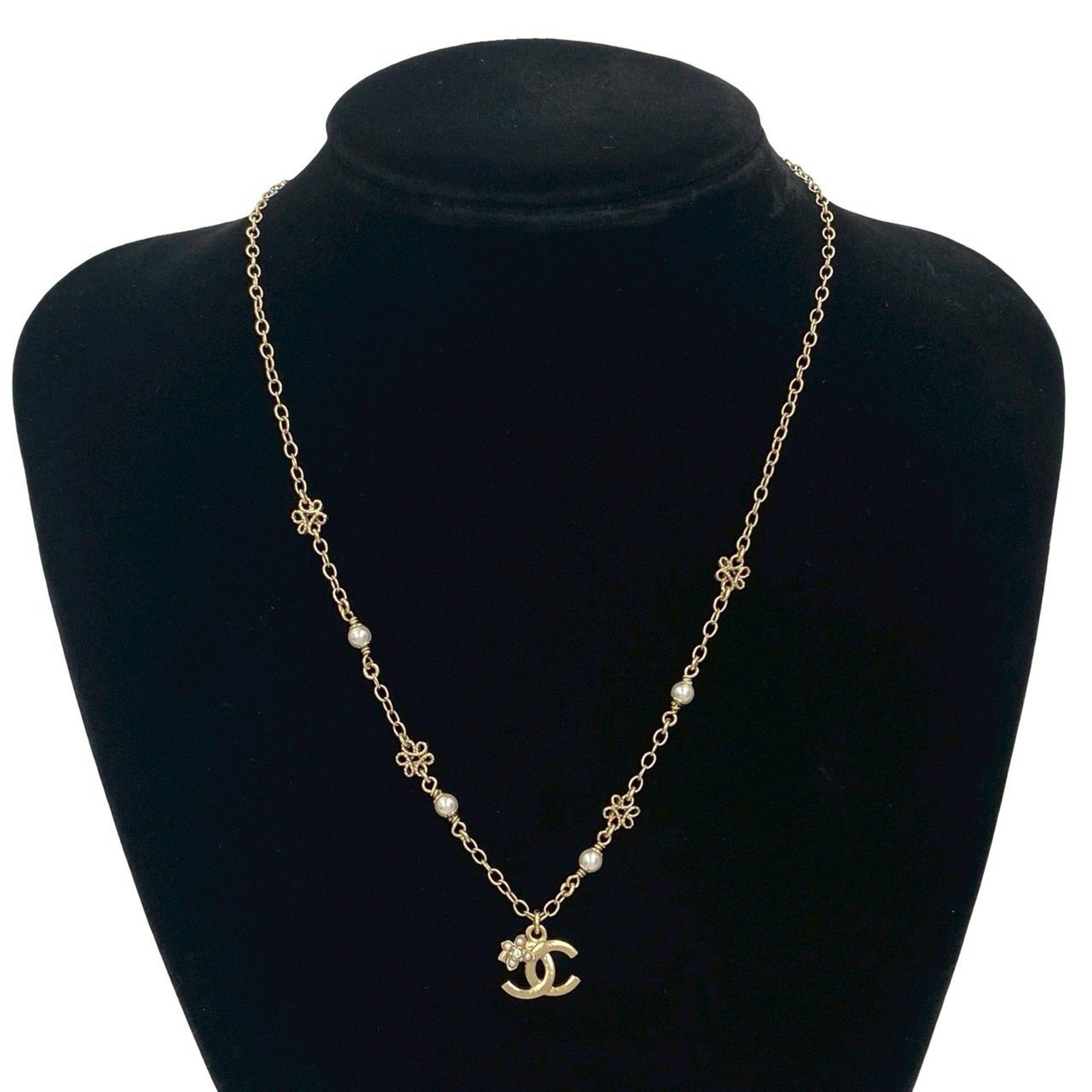 CC Logo Pendant Necklace Metal
