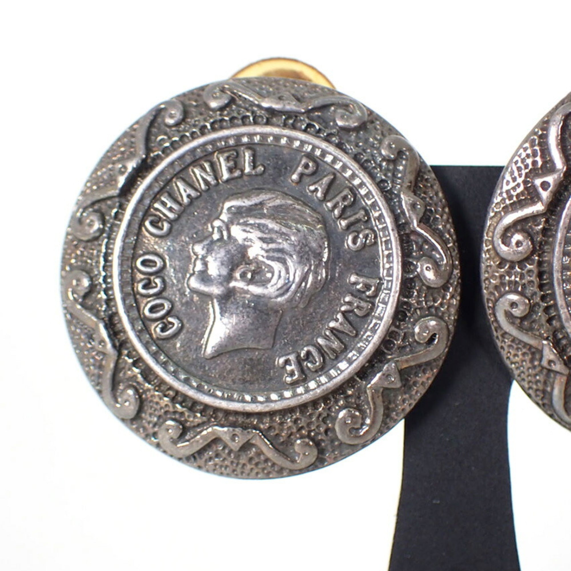 Clip-On Earrings Metal