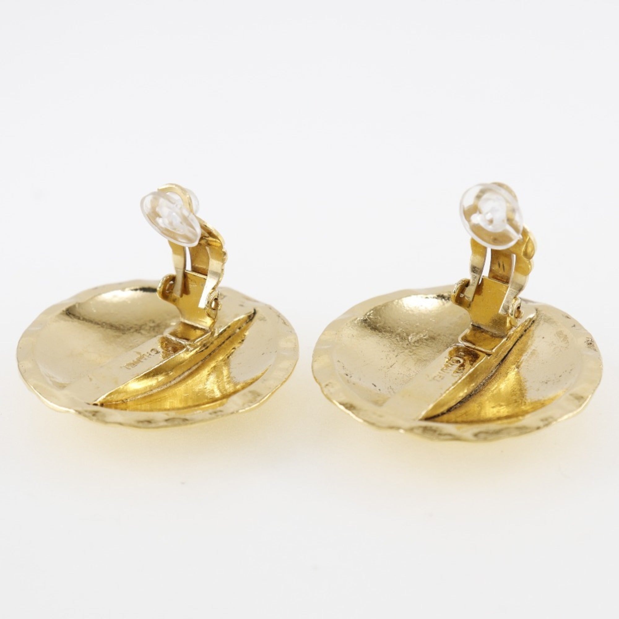 CC Logo Clip-On Earrings Metal Gold-Tone Metal
