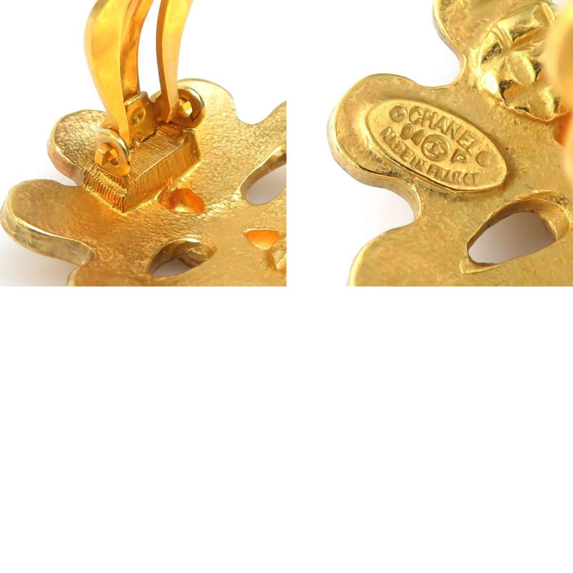 CC Logo Clip-On Earrings Gold-Tone Metal Gold-Tone Metal