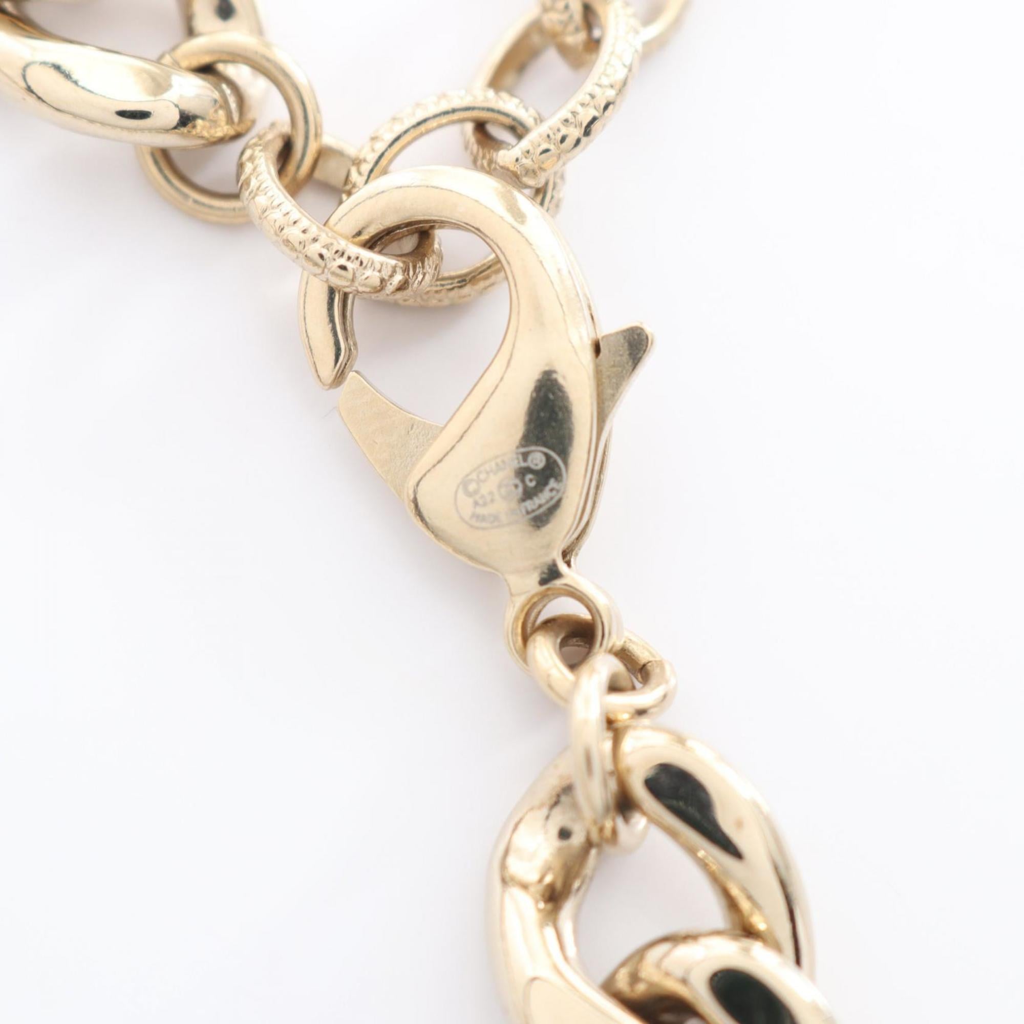 CC Logo Pendant Necklace Metal