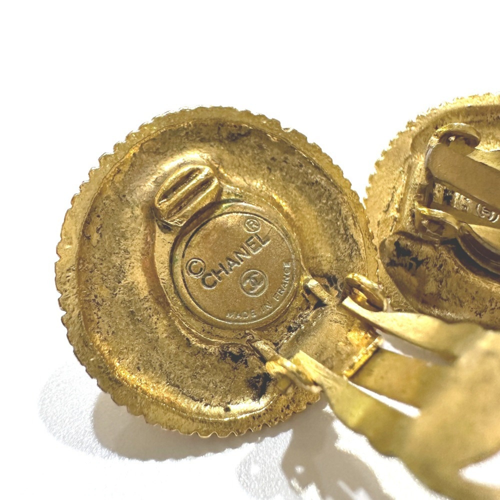 Clip-On Earrings Clip-On Gold-Tone Metal