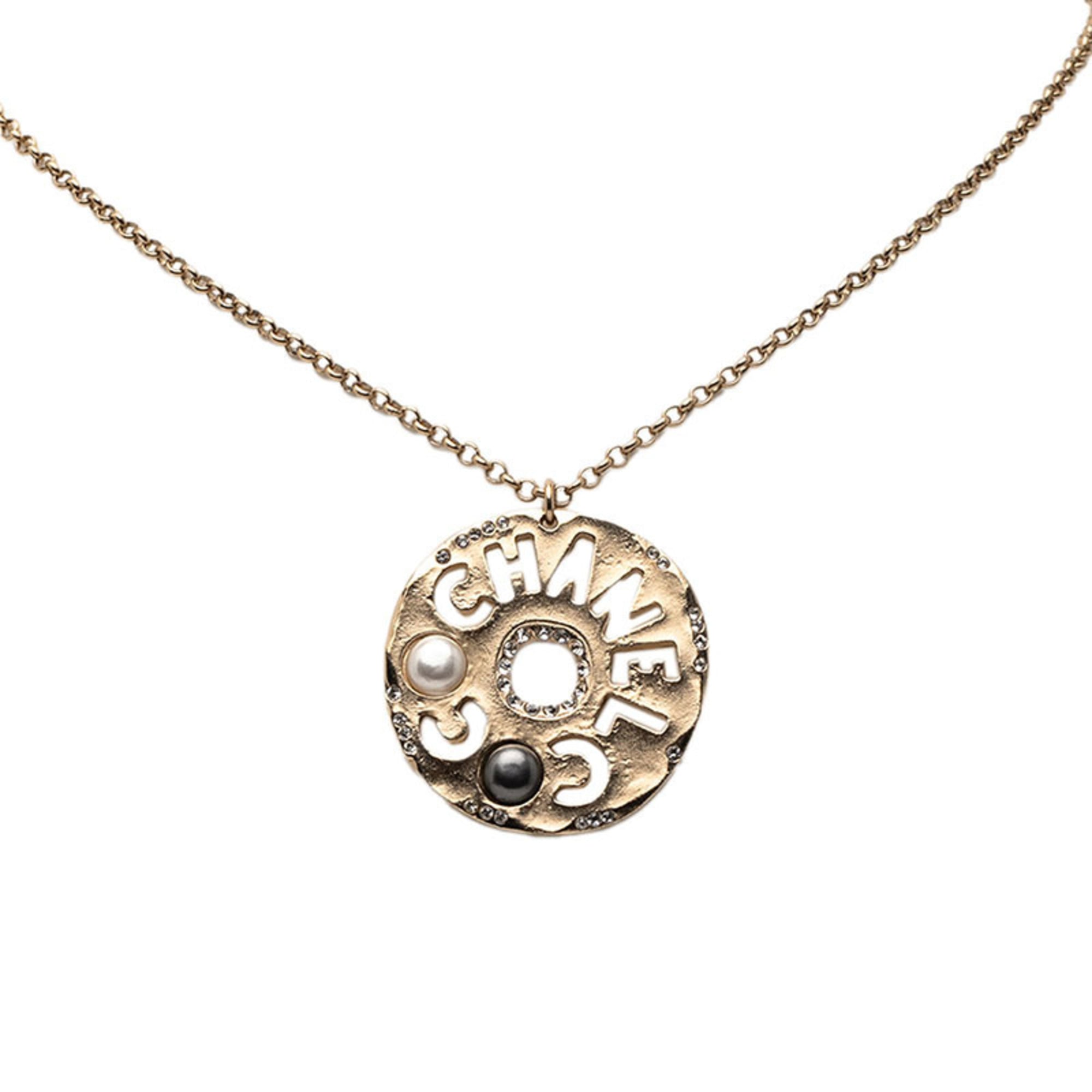 Pendant Necklace Metal with Rhinestone Chain