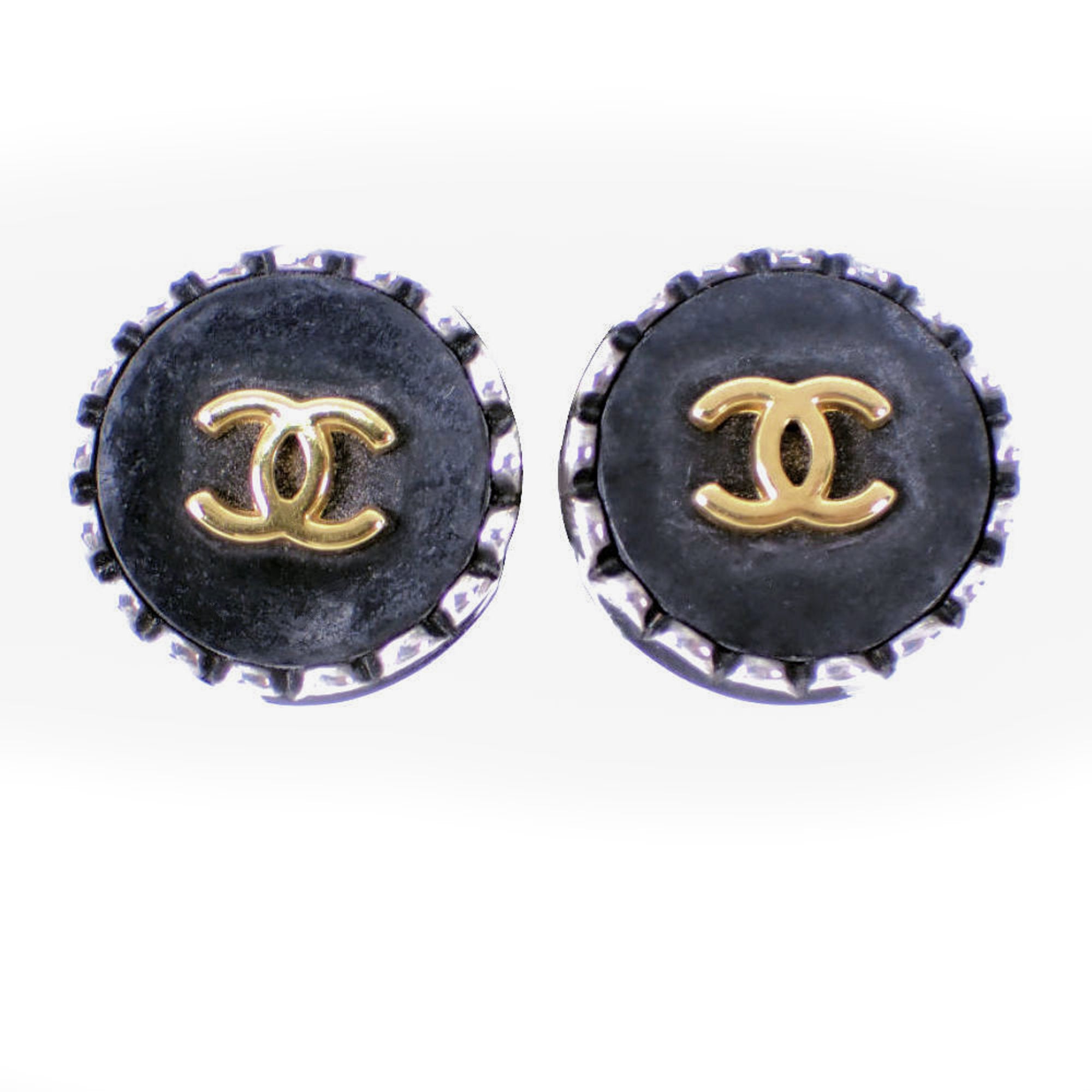 CC Logo Clip-On Earrings Metal