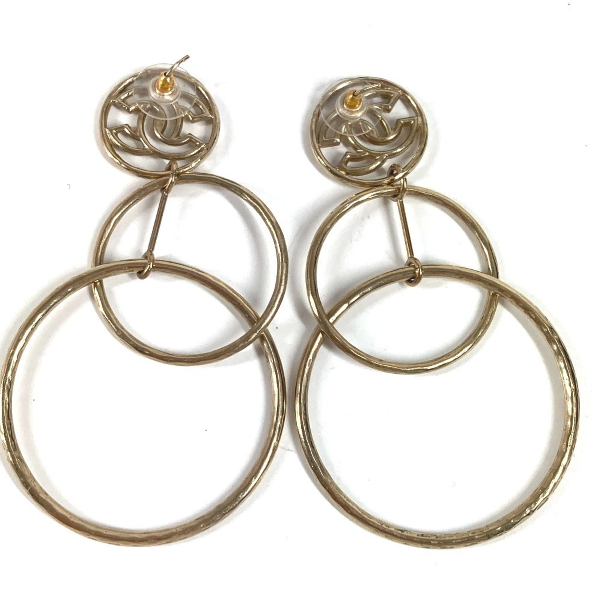 CC Logo Circle Earrings Gold-Tone Metal Gold-Tone Metal