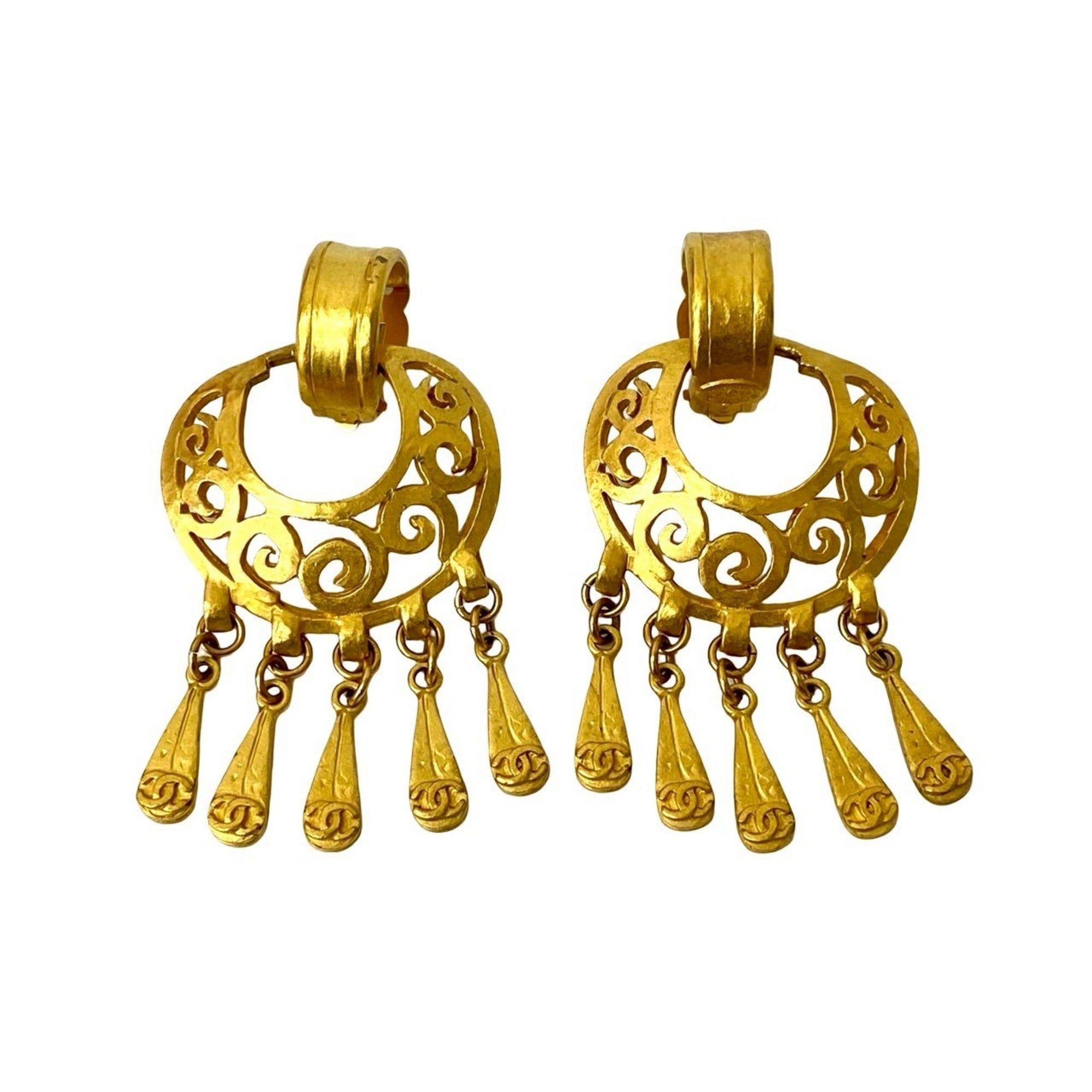 CC Logo Clip-On Earrings Metal Gold-Tone Metal