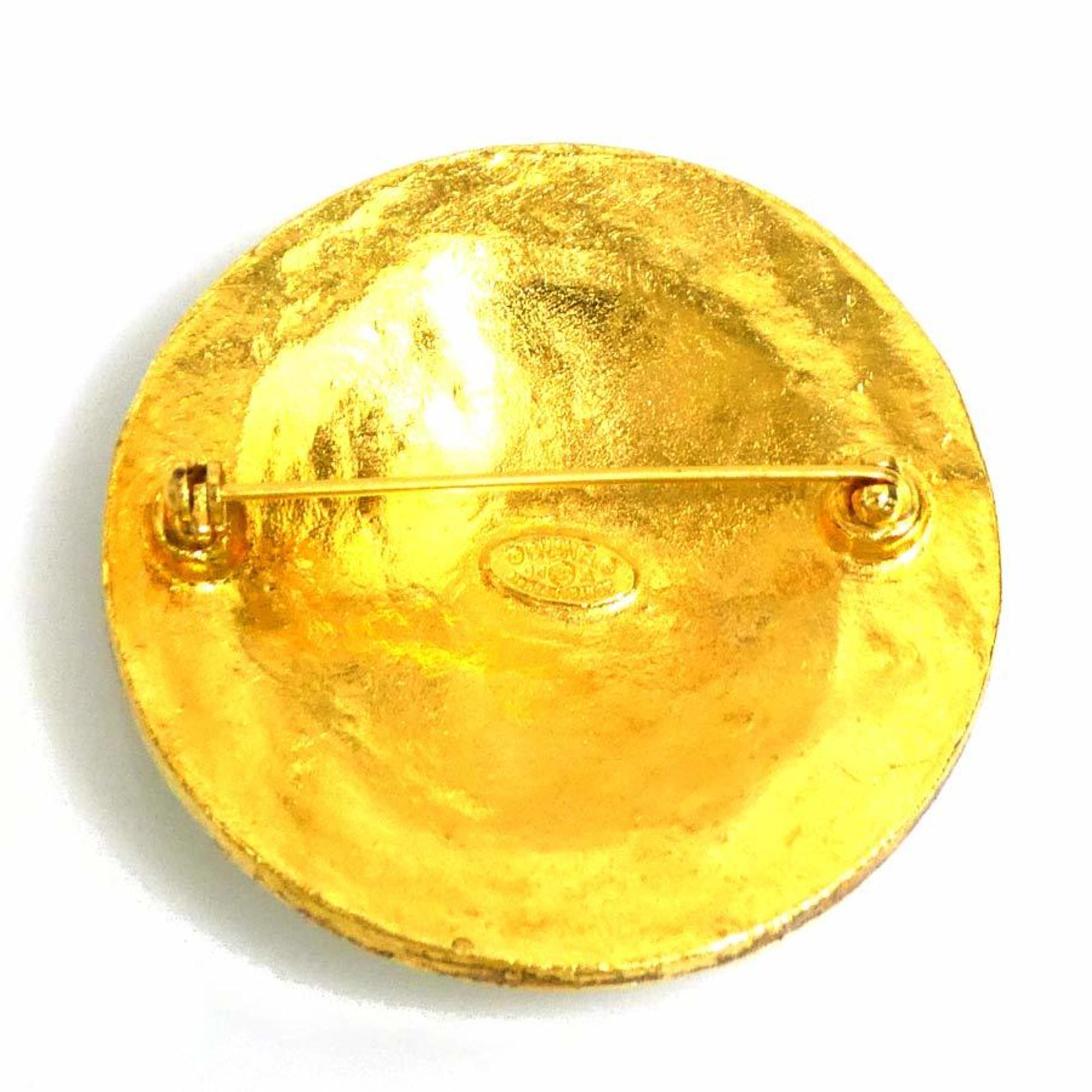 CC Logo Brooch Gold-Tone Metal