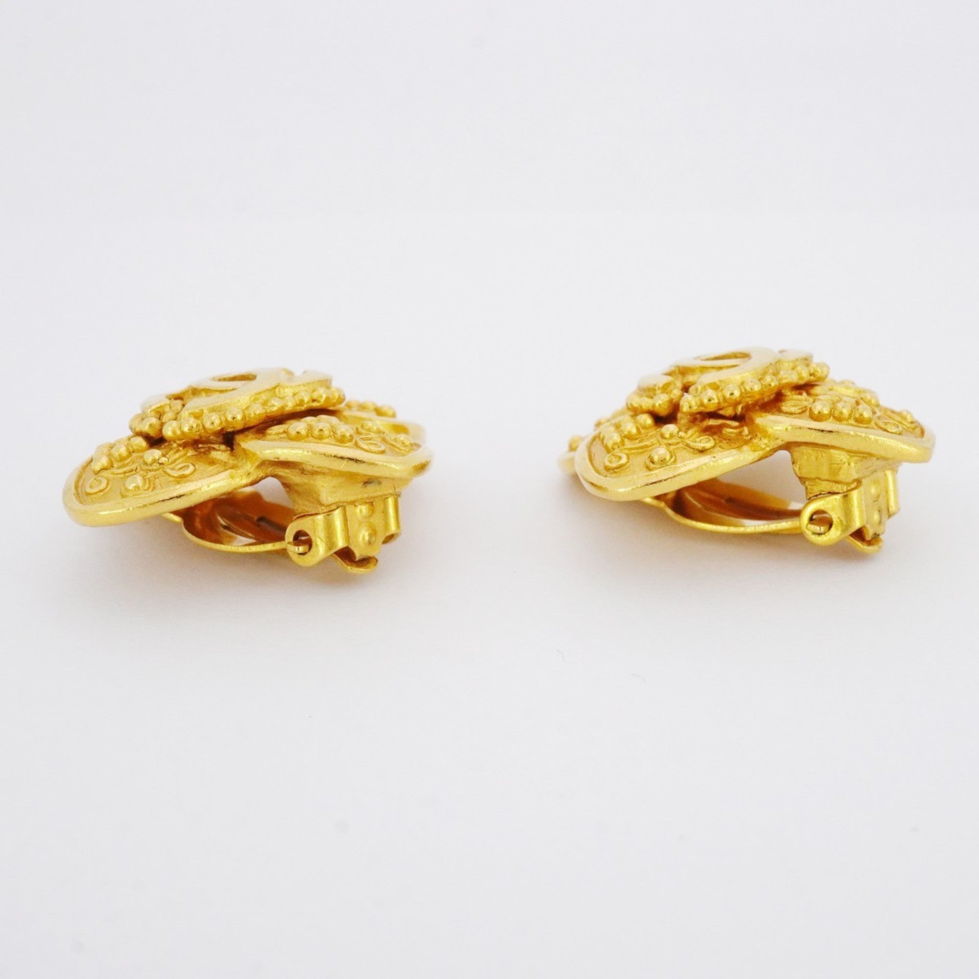 CC Logo Flower Clip-On Earrings Metal Gold-Tone Metal