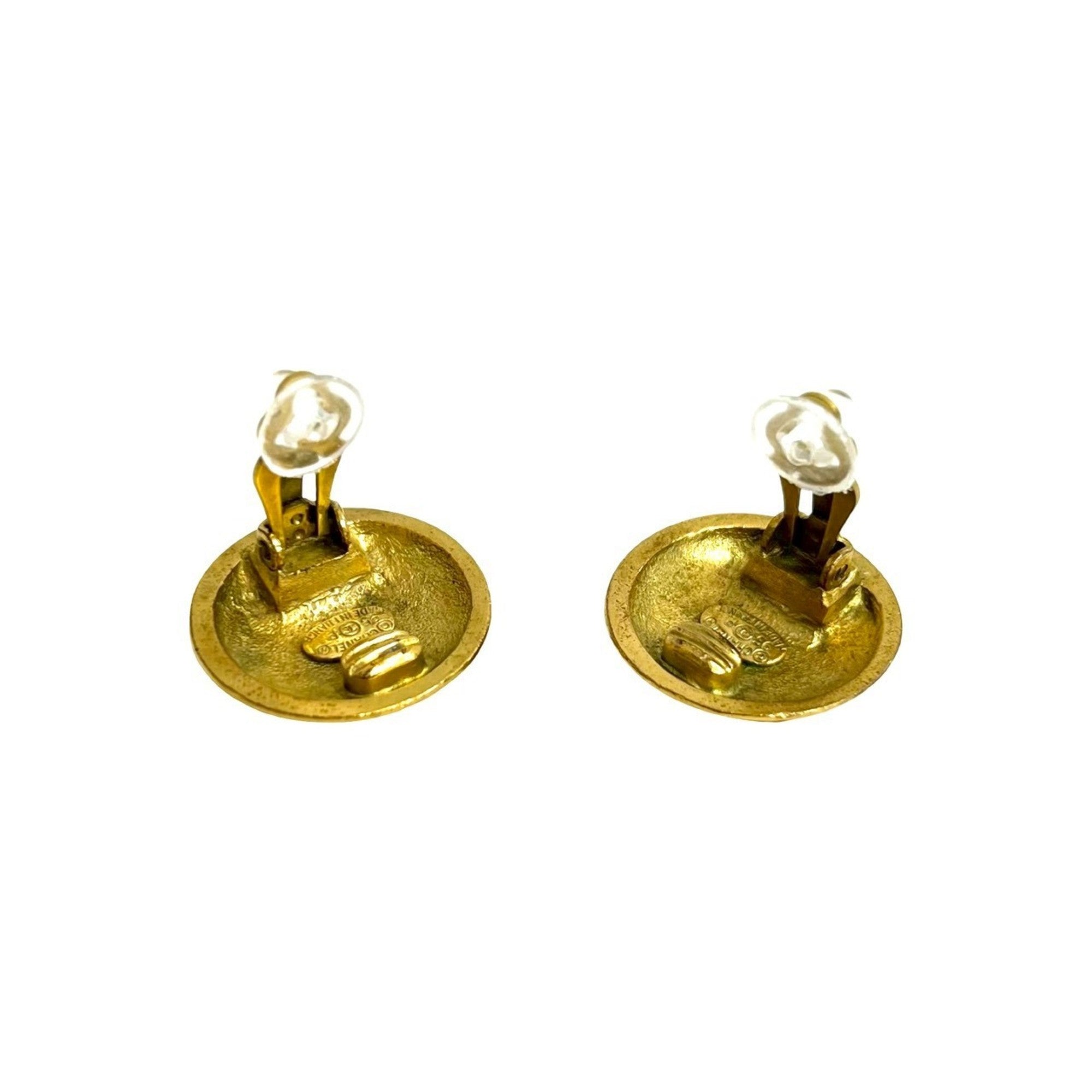 CC Logo Clip-On Earrings Metal Gold-Tone Metal