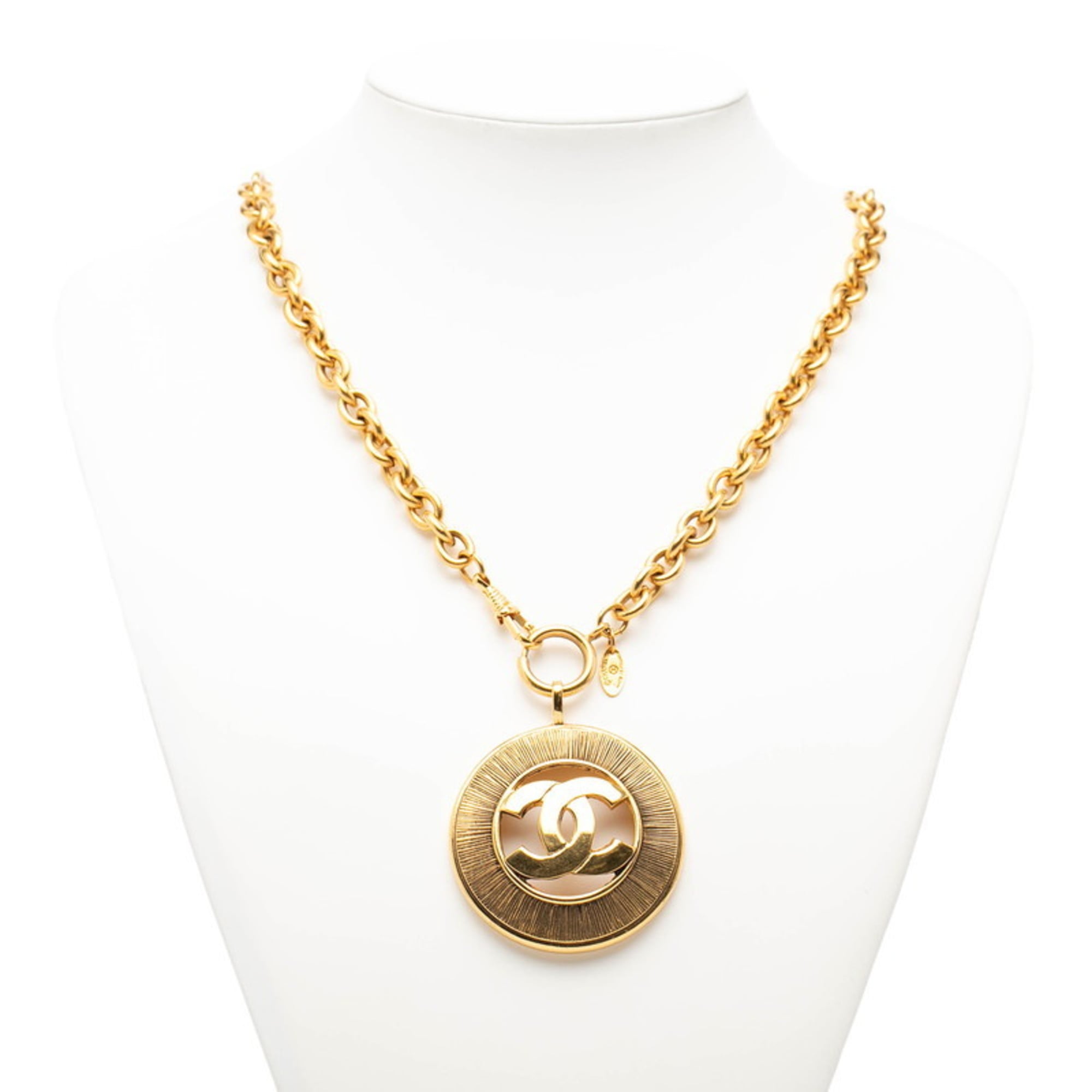 CC Logo Pendant Necklace Metal