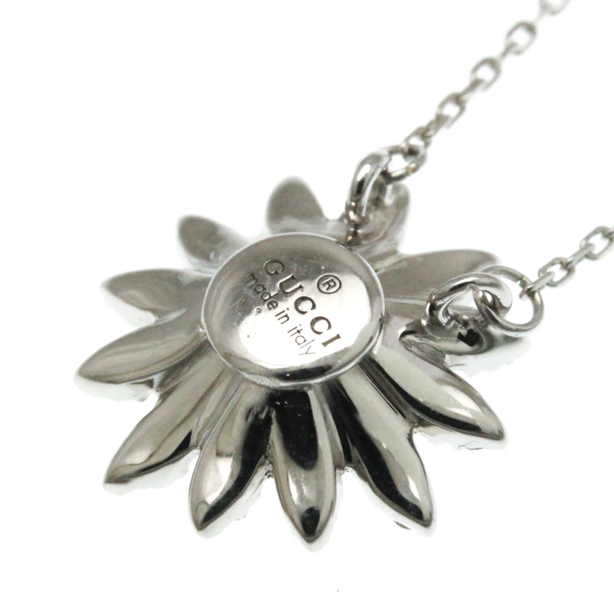 Pendant Necklace 18K White Gold with Diamond