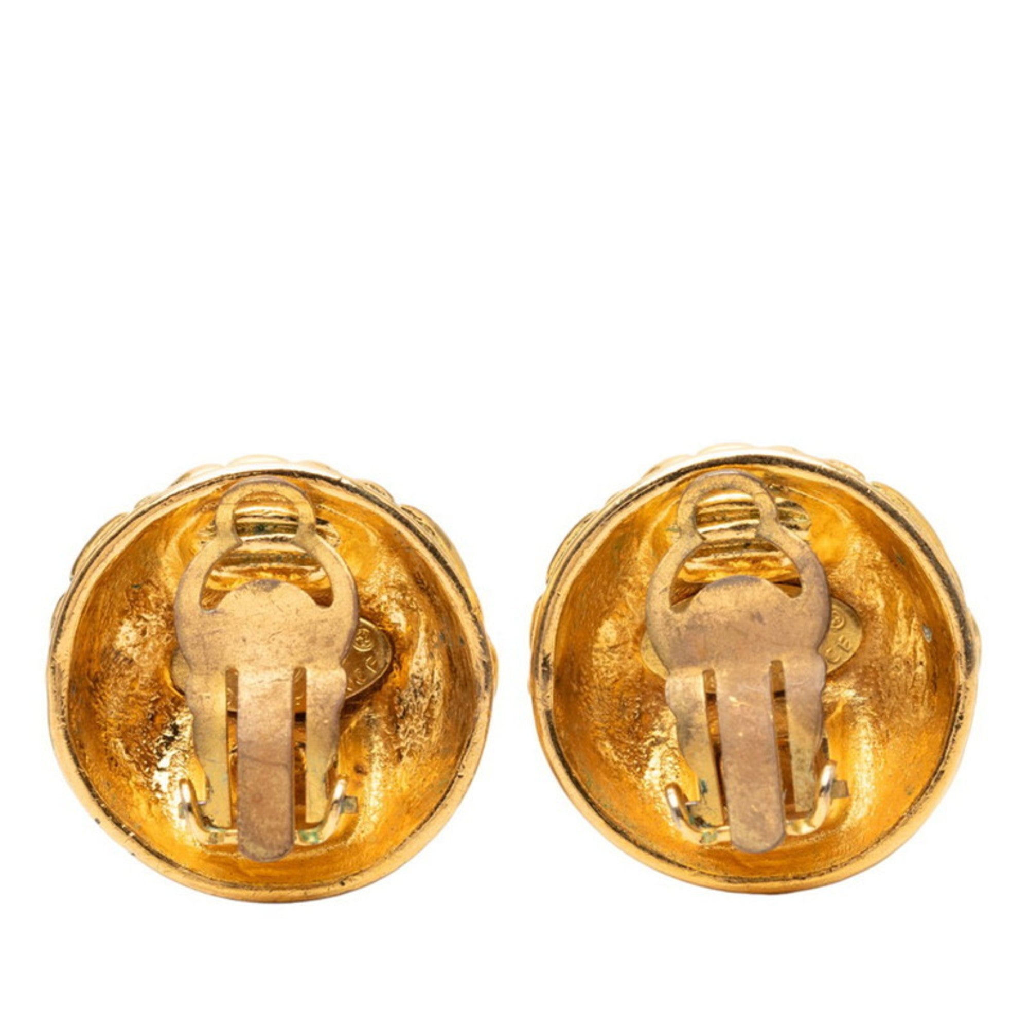 CC Logo Clip-On Earrings Metal Gold-Tone Metal
