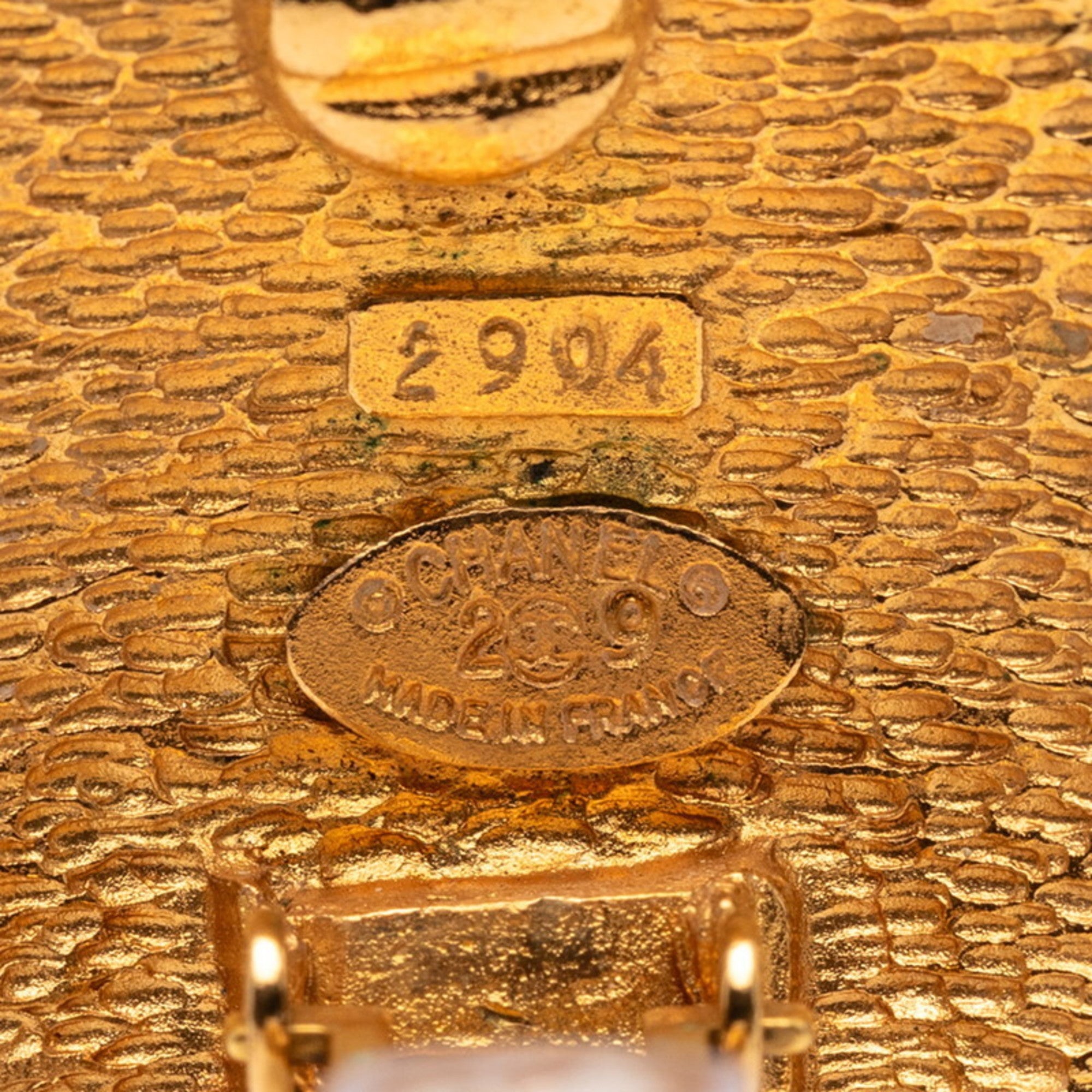 CC Logo Clip-On Earrings Metal Gold-Tone Metal