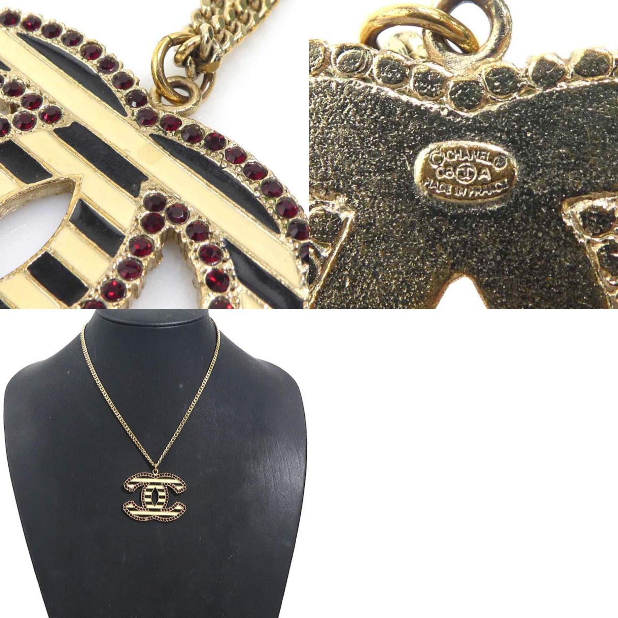 CC Logo Pendant Necklace Gold-Tone Metal