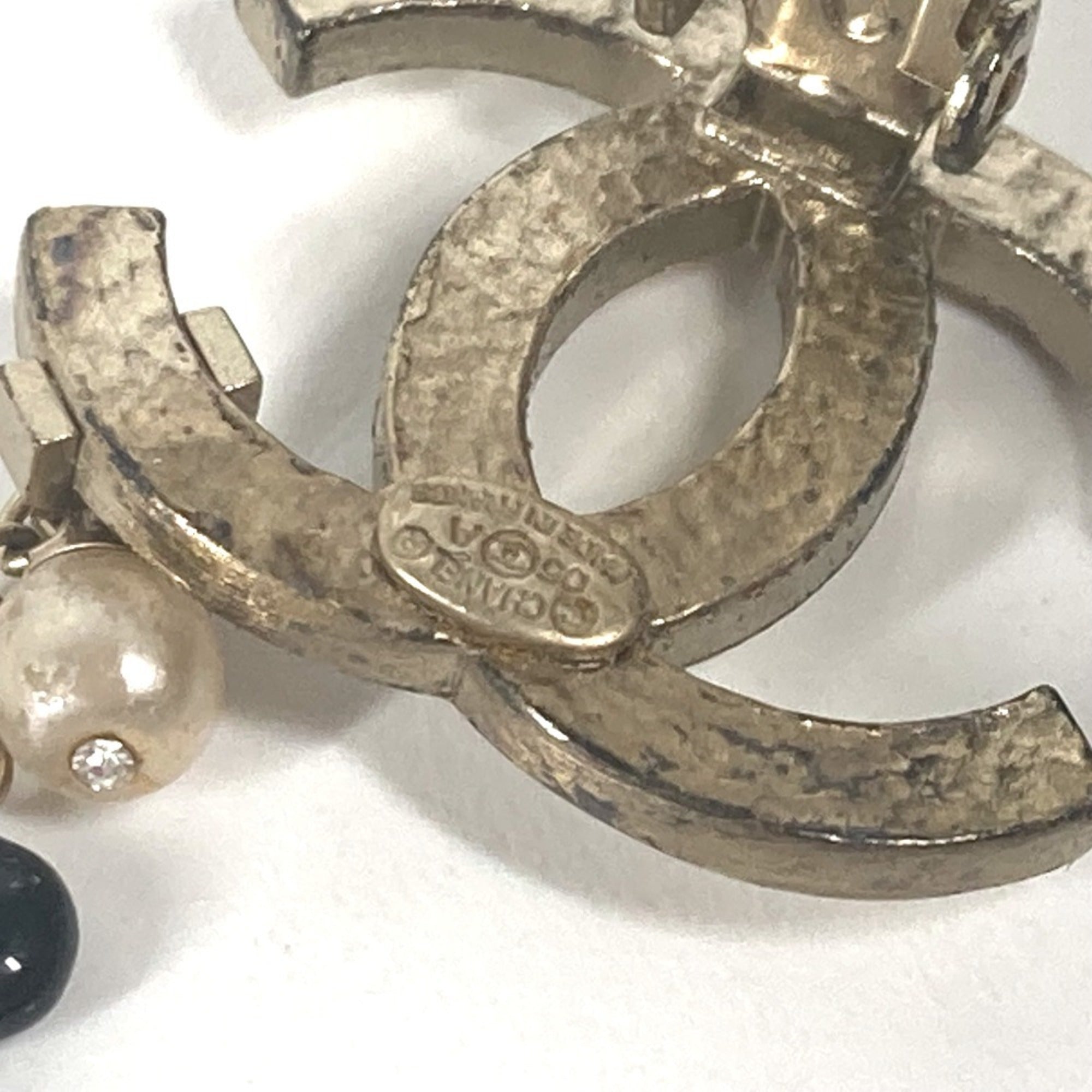 CC Logo Heart Clip-On Earrings Gold-Tone Metal Gold-Tone Metal