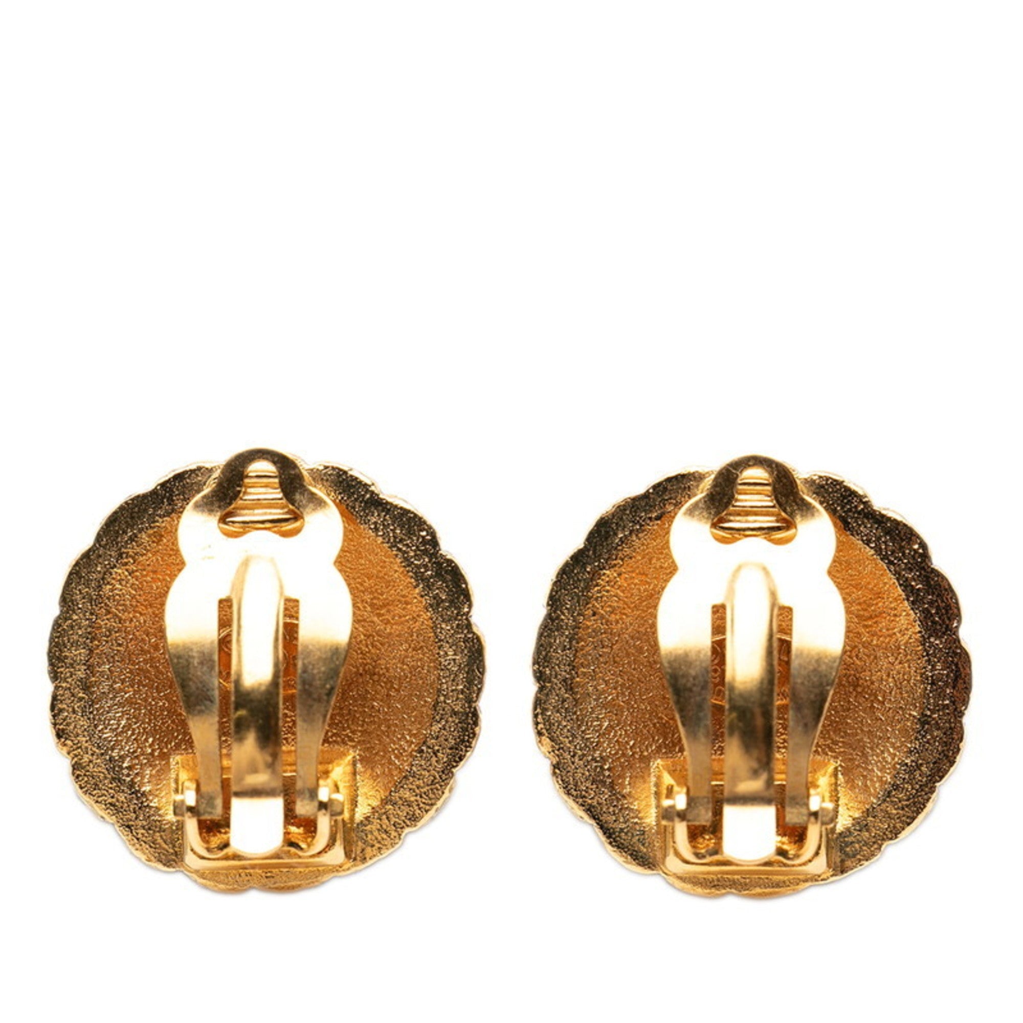 CC Logo Clip-On Earrings Metal Gold-Tone Metal