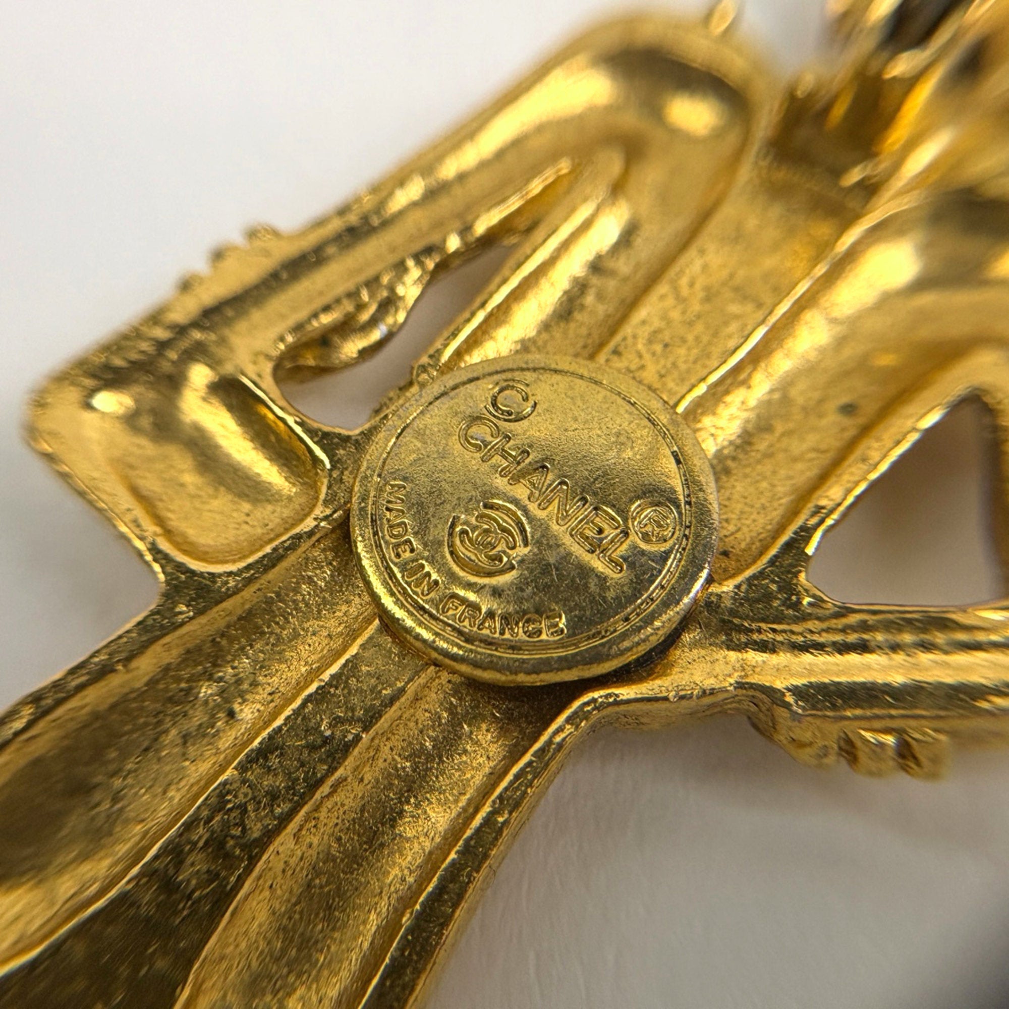 Brooch Mademoiselle Metal