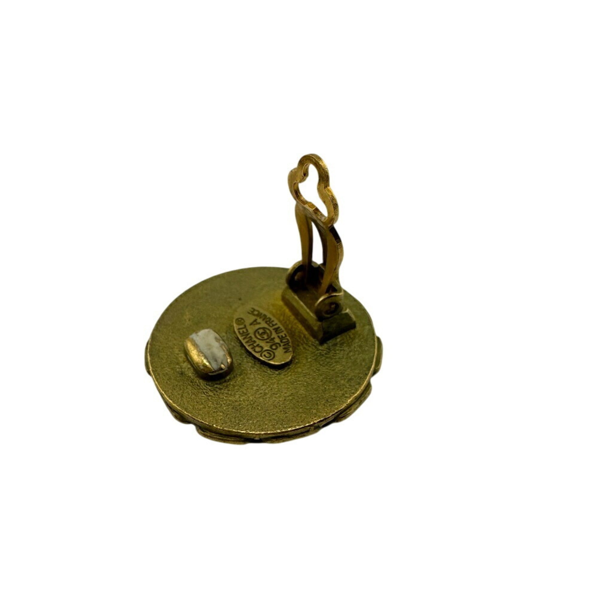 CC Logo Clip-On Earrings Metal Gold-Tone Metal