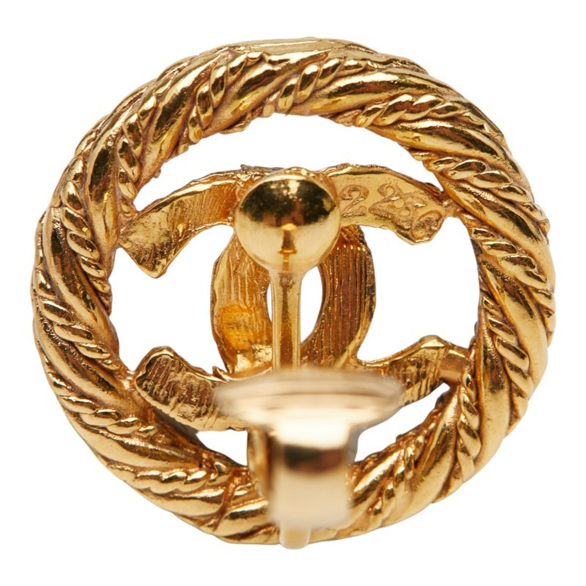 CC Logo Round Clip-On Earrings Metal Gold-Tone Metal