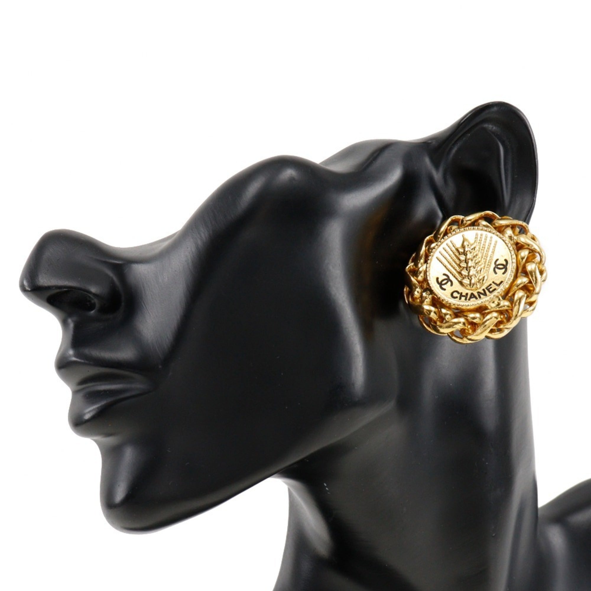 CC Logo Clip-On Earrings Metal Gold-Tone Metal