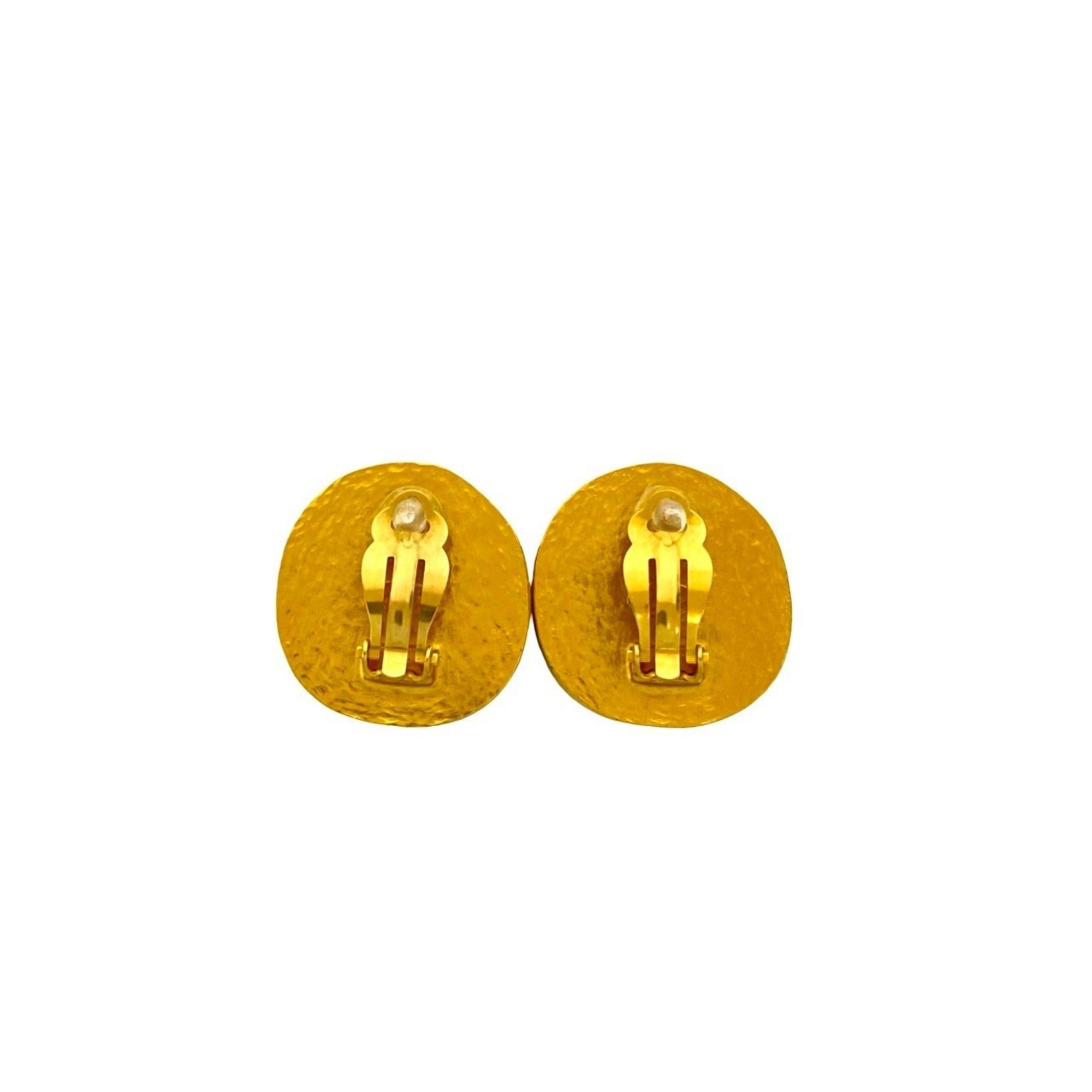 CC Logo Clip-On Earrings Metal Gold-Tone Metal