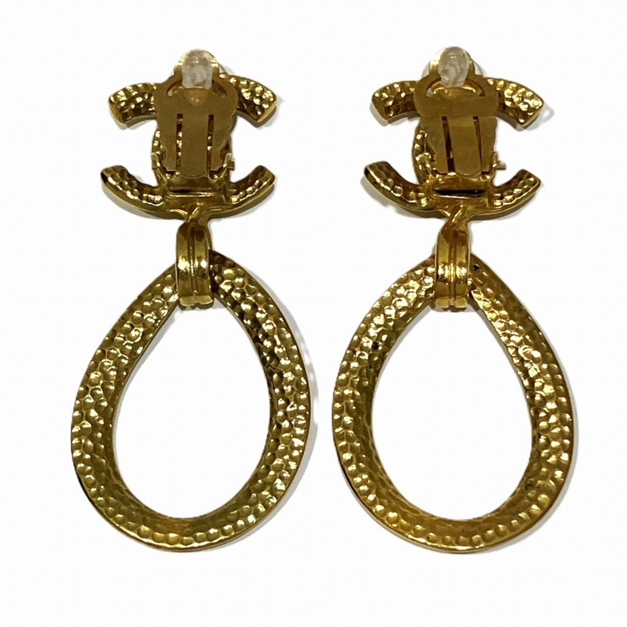 Vintage Clip-On Earrings Clip-On
