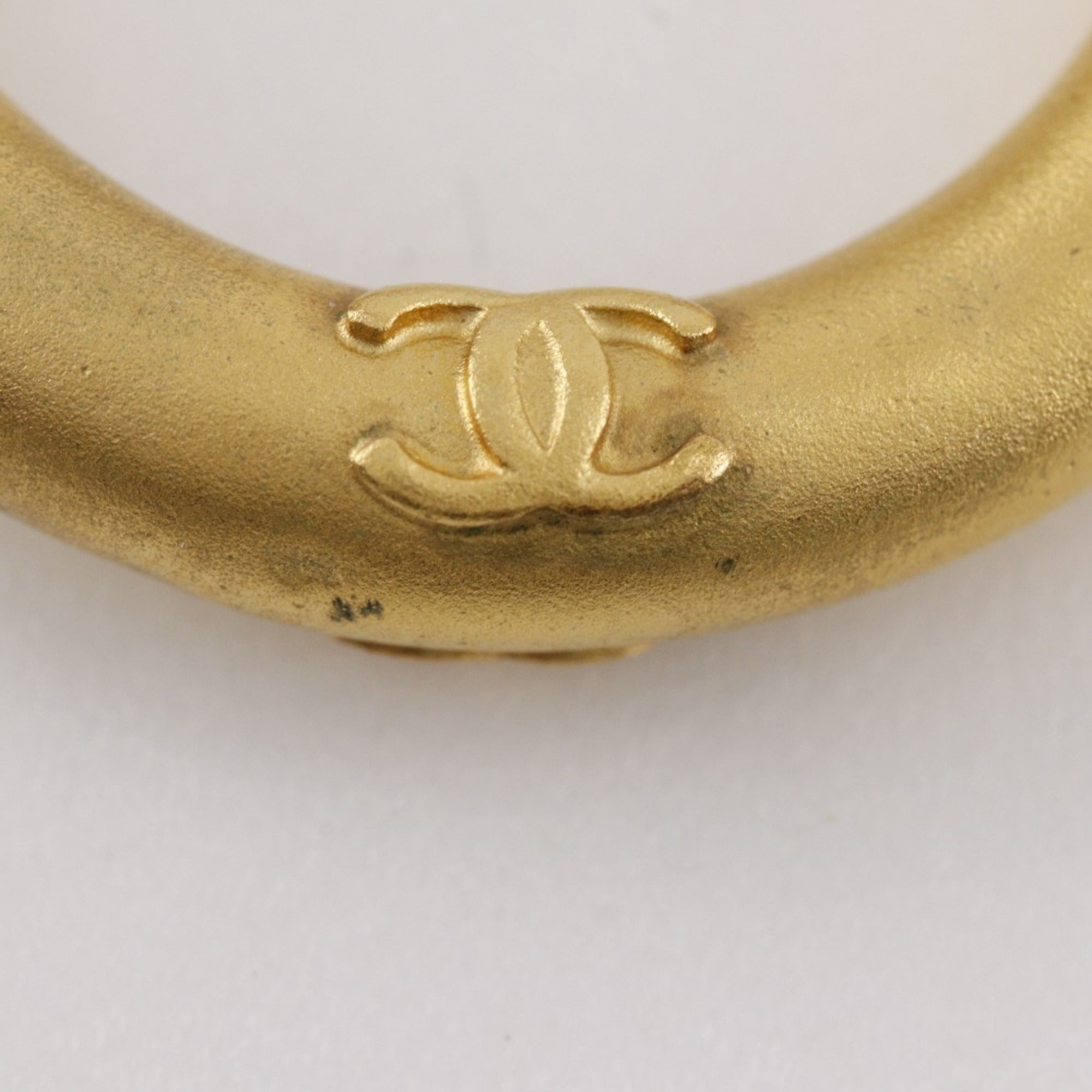 Vintage Clip-On Earrings Hoop Clip-On Gold-Tone Metal