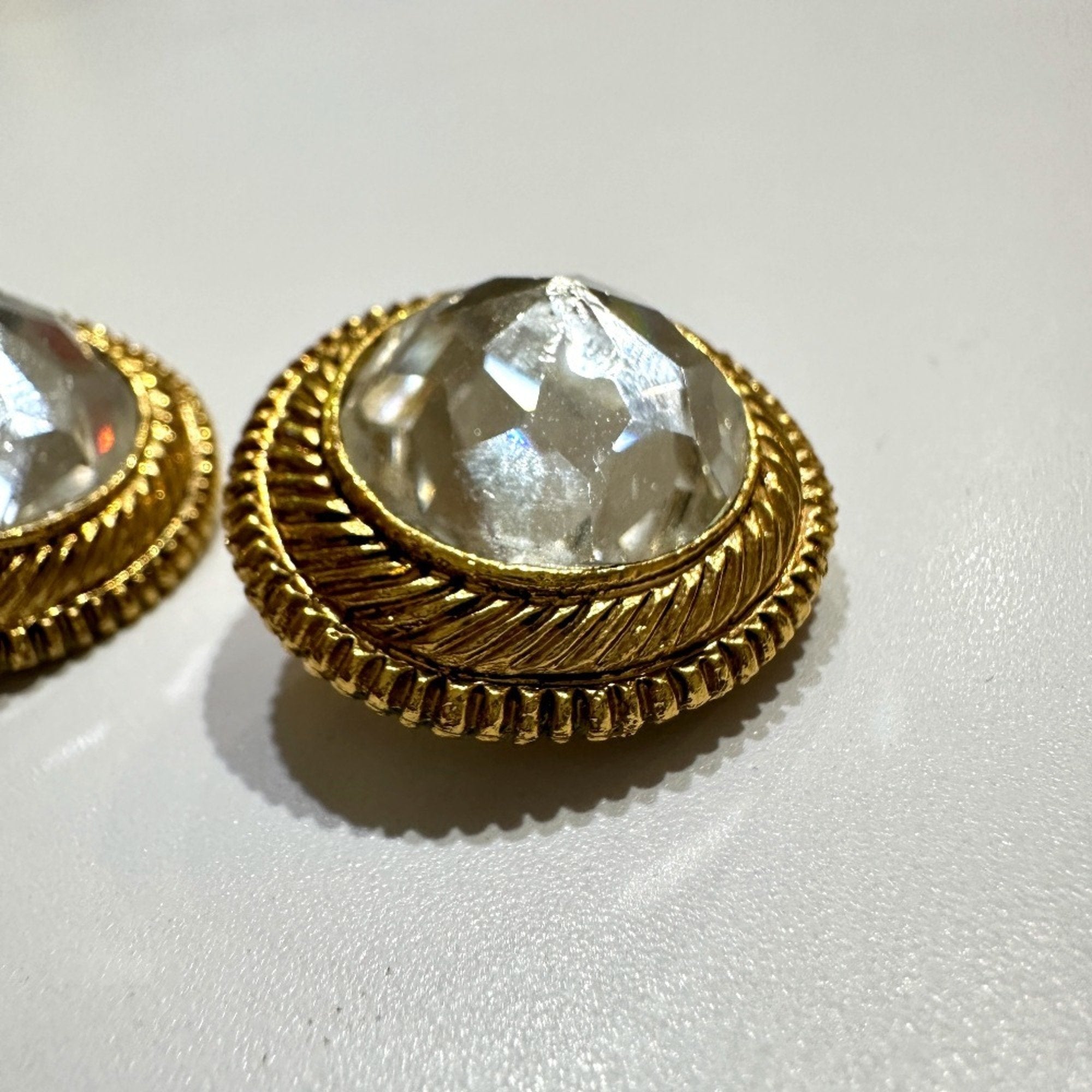 Clip-On Earrings Clip-On Gold-Tone Metal