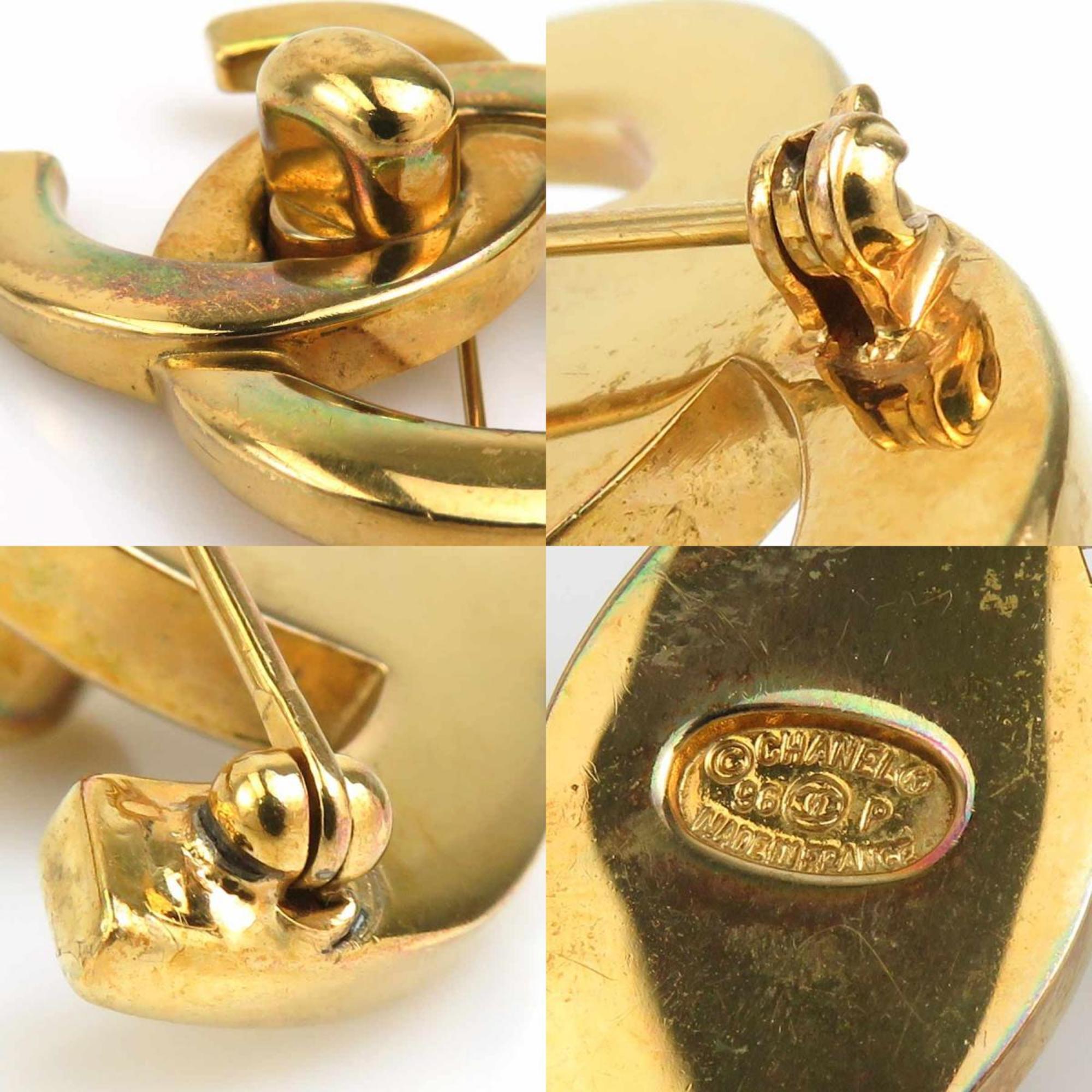 CC Logo Brooch Gold-Tone Metal