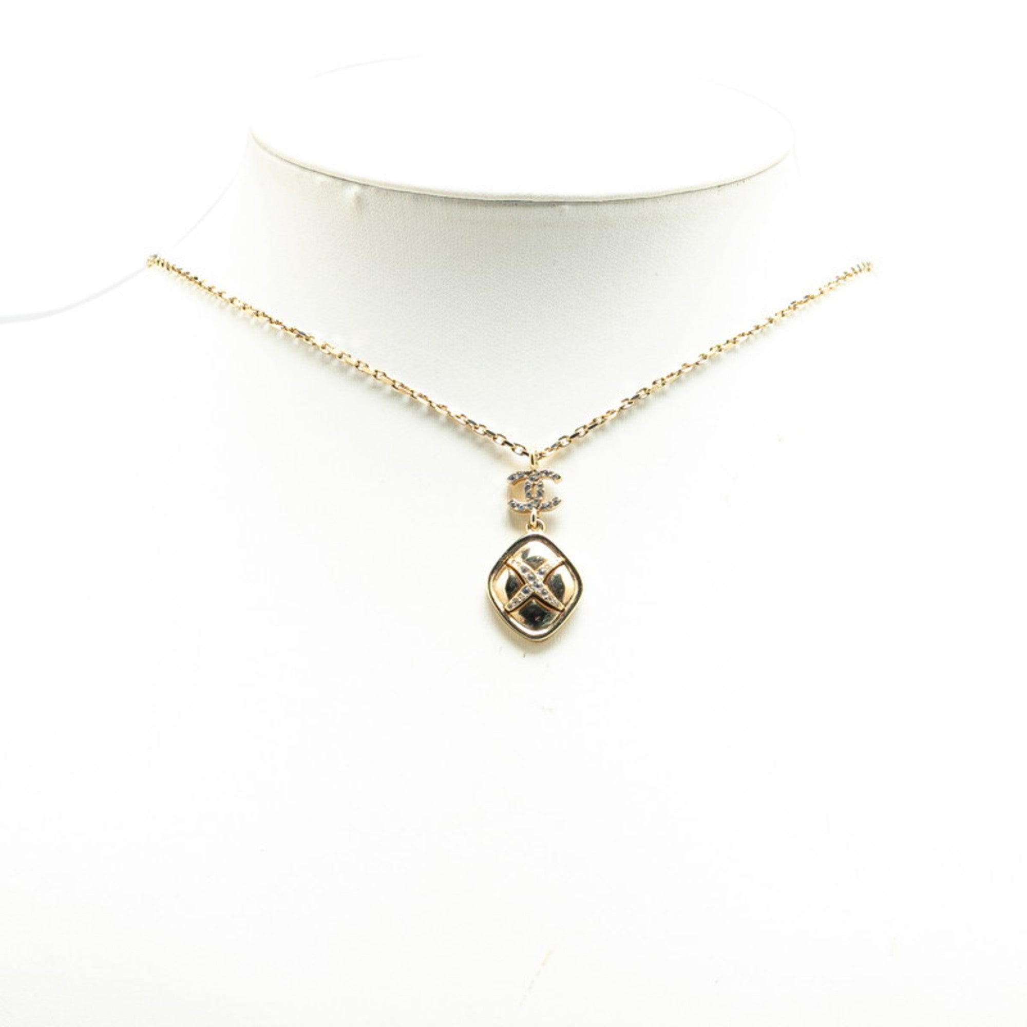 CC Logo Pendant Necklace Metal