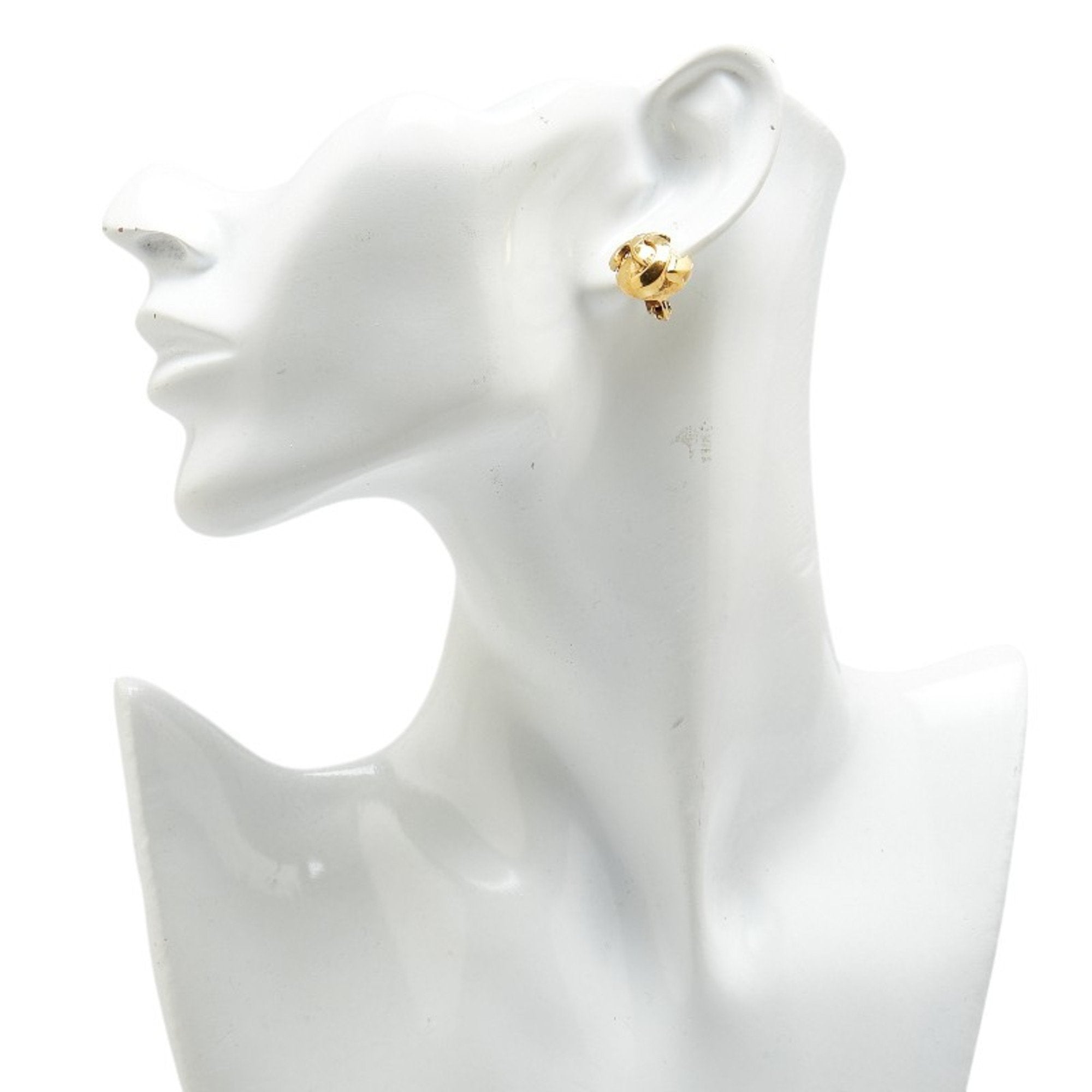CC Logo Clip-On Earrings Metal Gold-Tone Metal