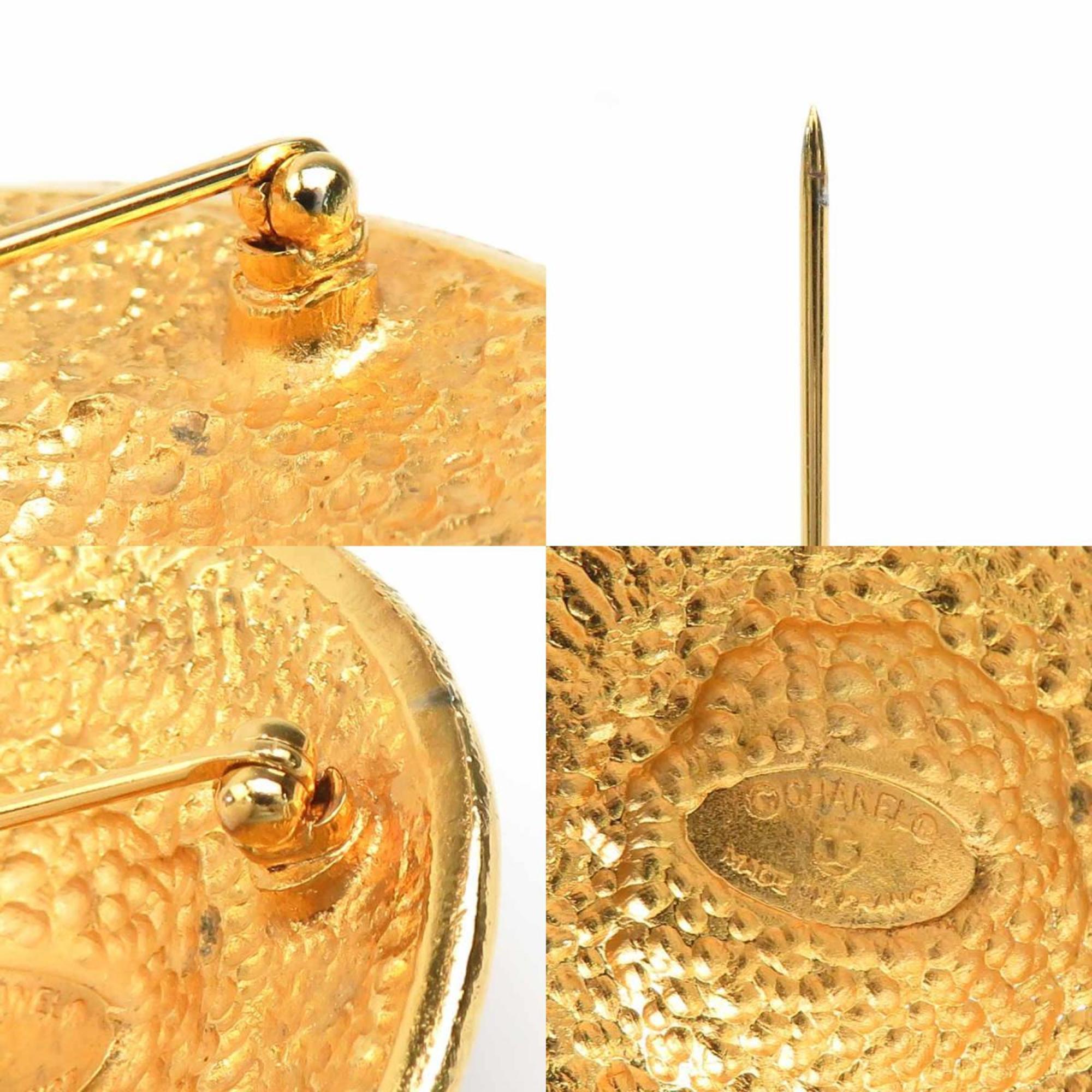 Brooch Metal Gold